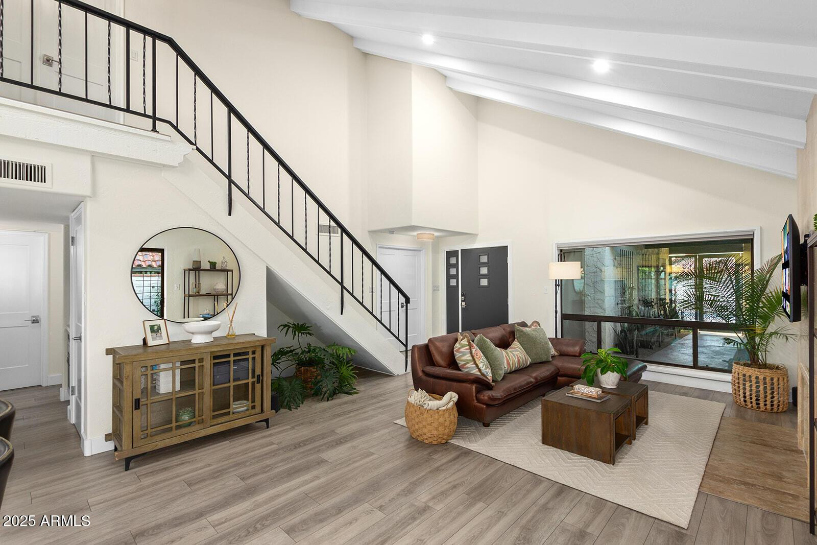 VILLA DEL ORO LOT 1-70 TRACT A & B - Residential Lease