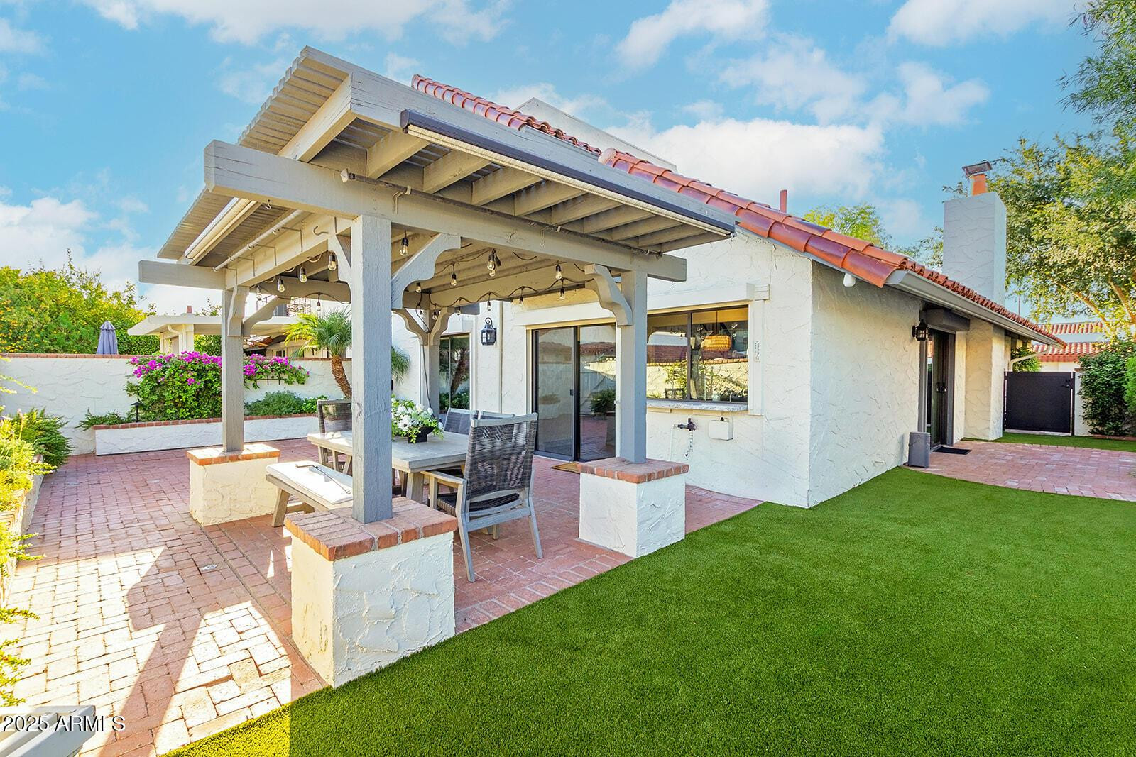 VILLA DEL ORO LOT 1-70 TRACT A & B - Residential Lease