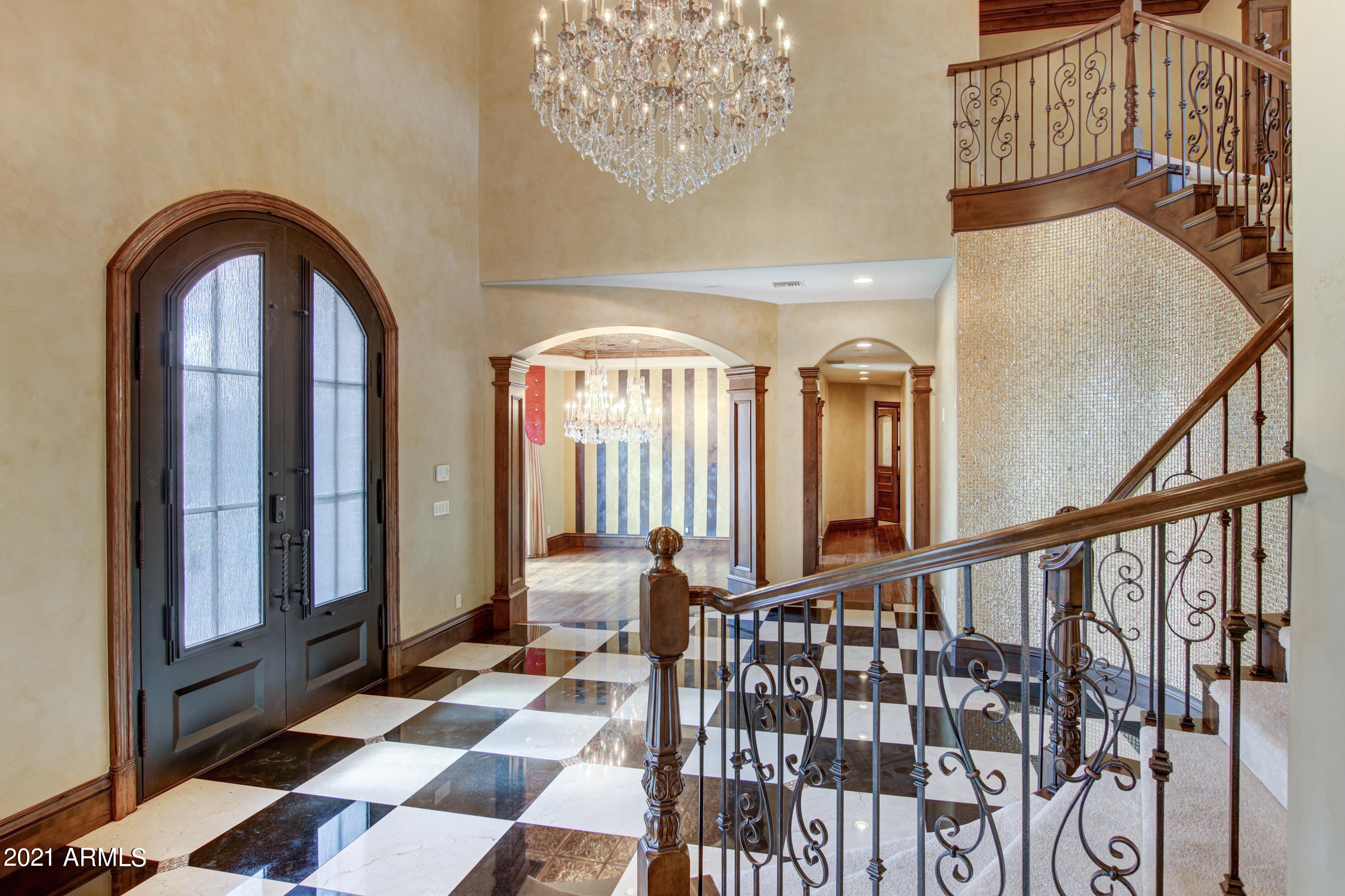 CIRCLE G AT HIGHLANDS WEST - Residential