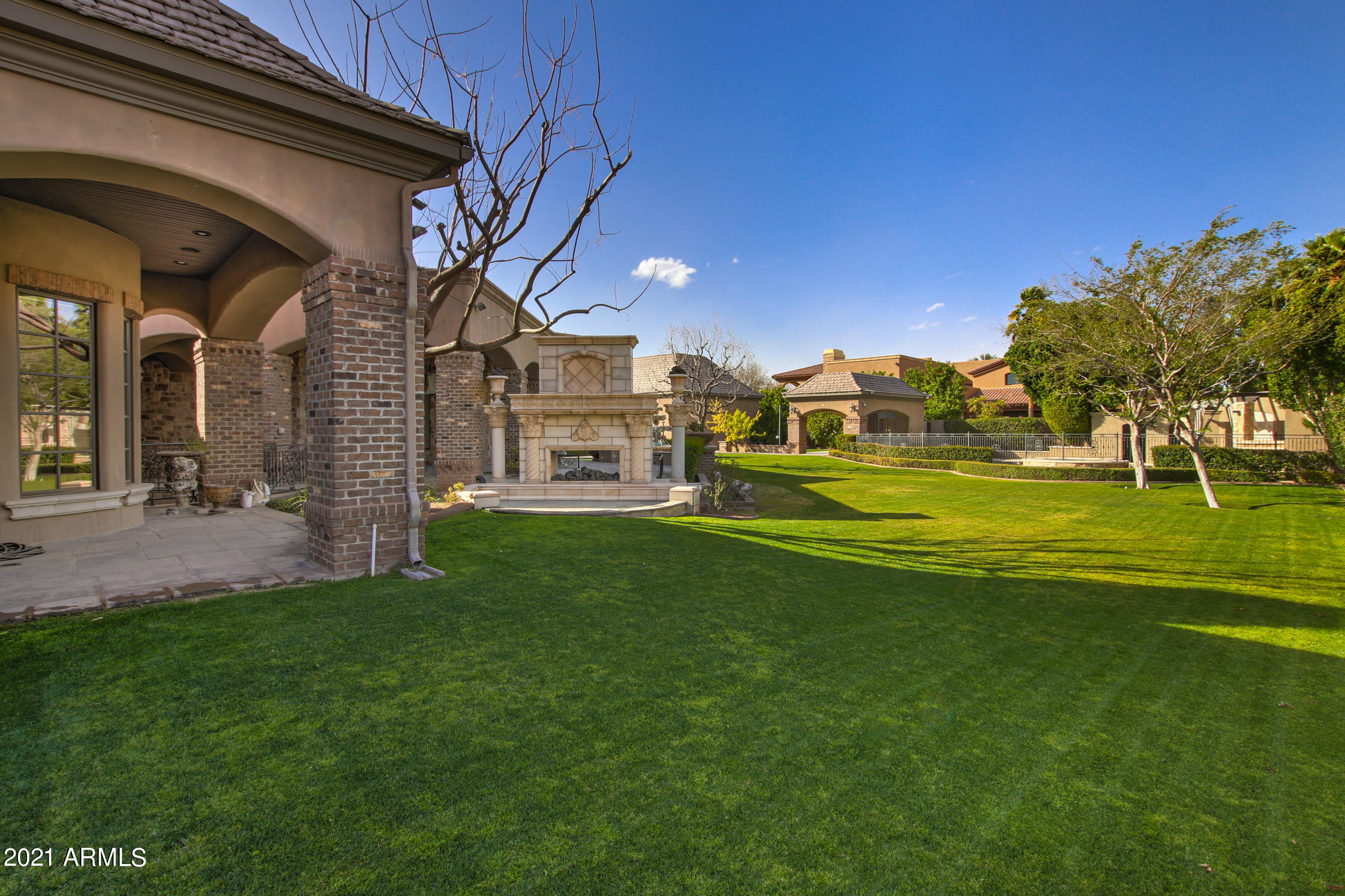CIRCLE G AT HIGHLANDS WEST - Residential