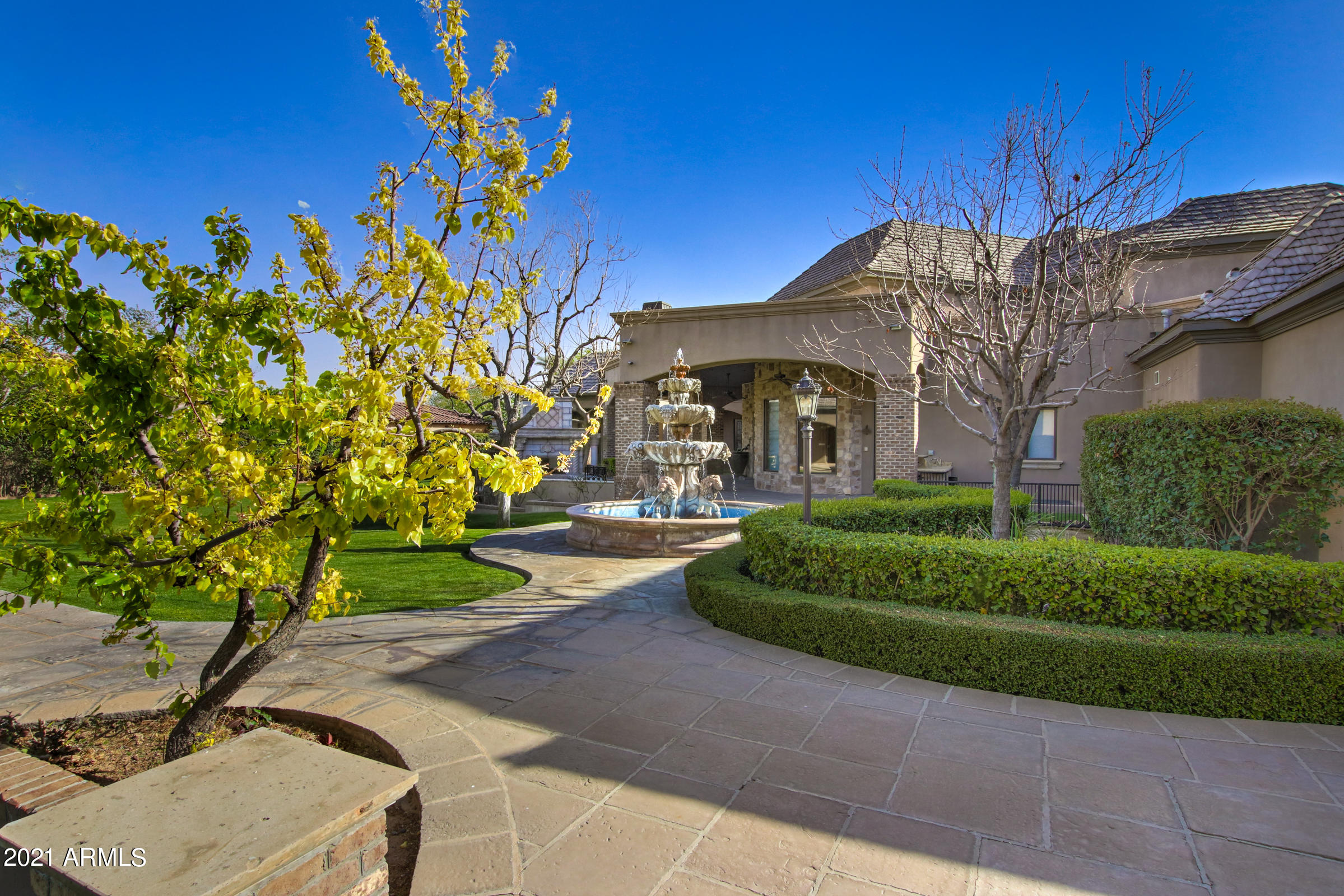CIRCLE G AT HIGHLANDS WEST - Residential