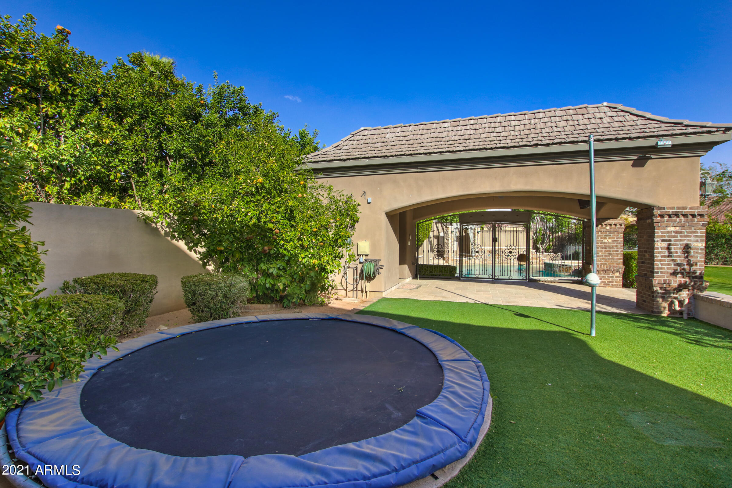 CIRCLE G AT HIGHLANDS WEST - Residential