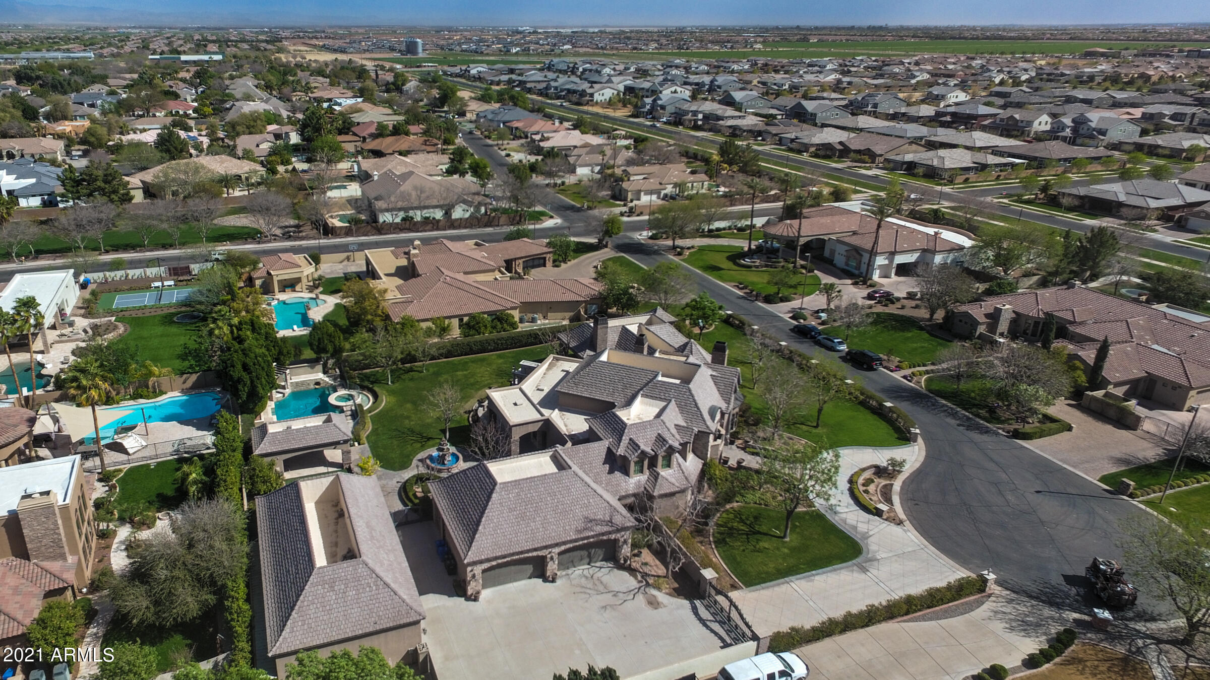 CIRCLE G AT HIGHLANDS WEST - Residential