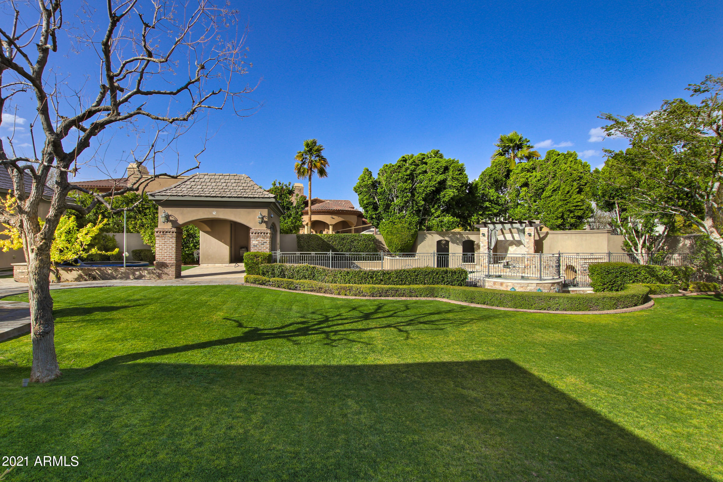 CIRCLE G AT HIGHLANDS WEST - Residential
