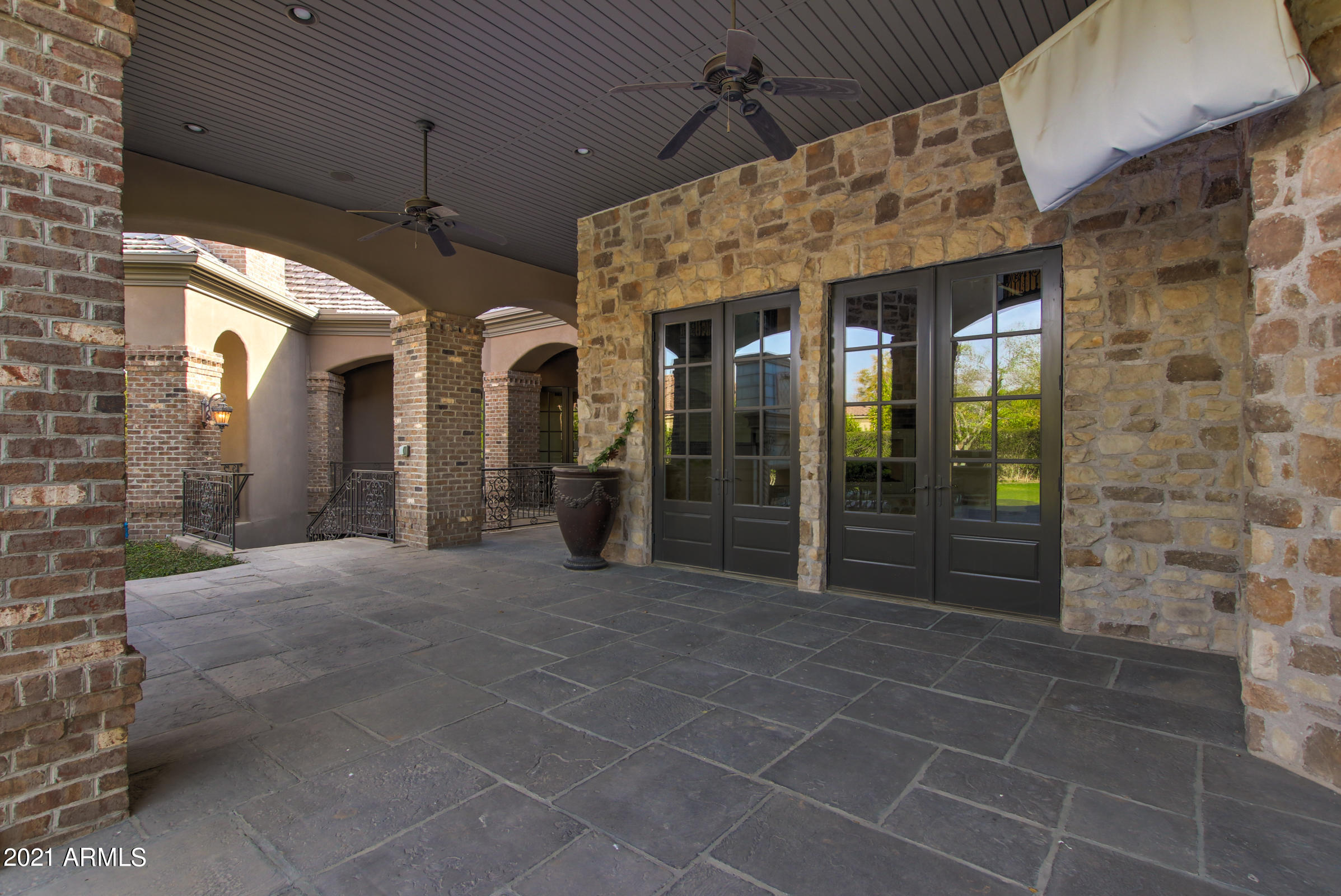 CIRCLE G AT HIGHLANDS WEST - Residential