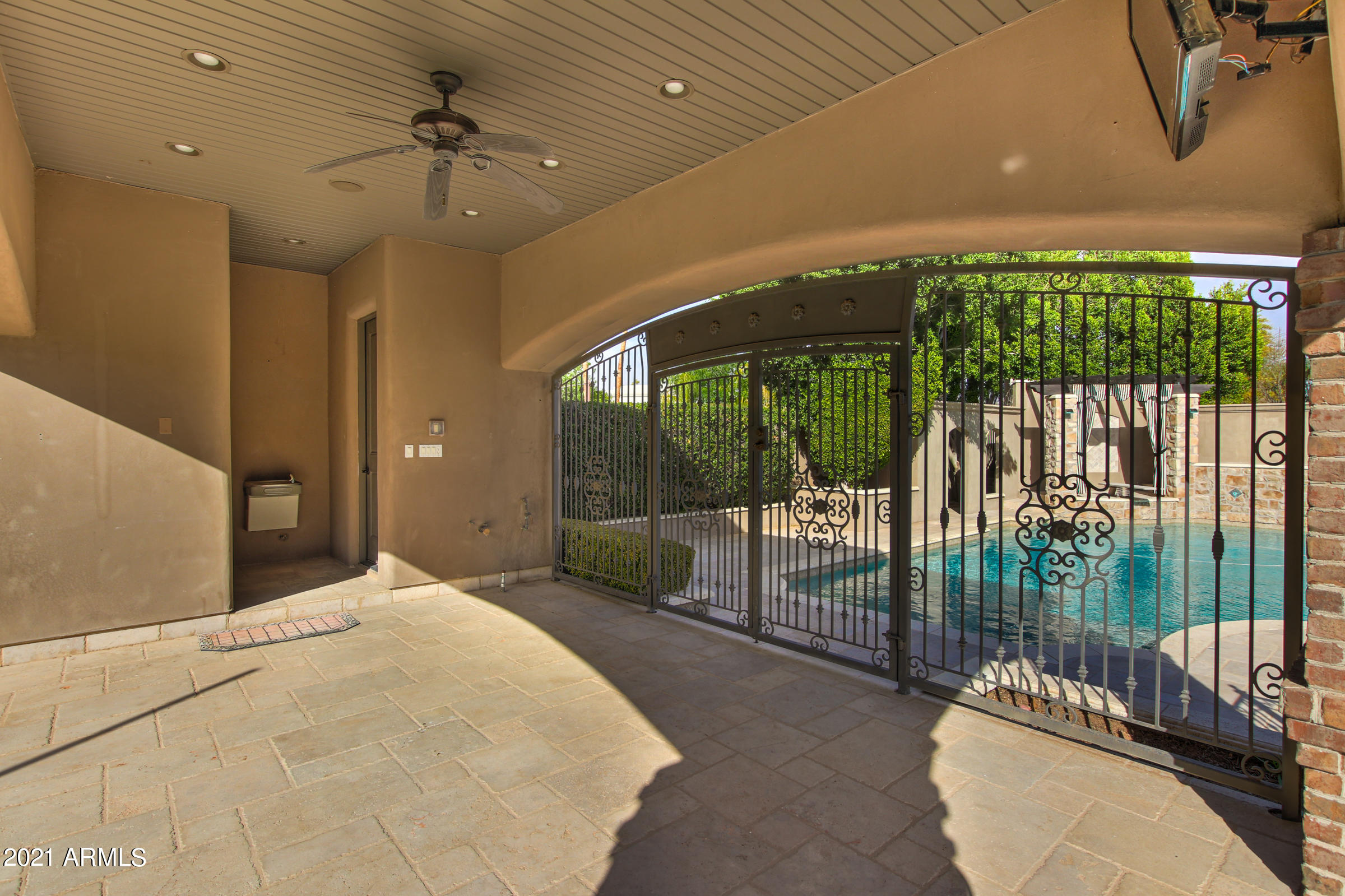 CIRCLE G AT HIGHLANDS WEST - Residential