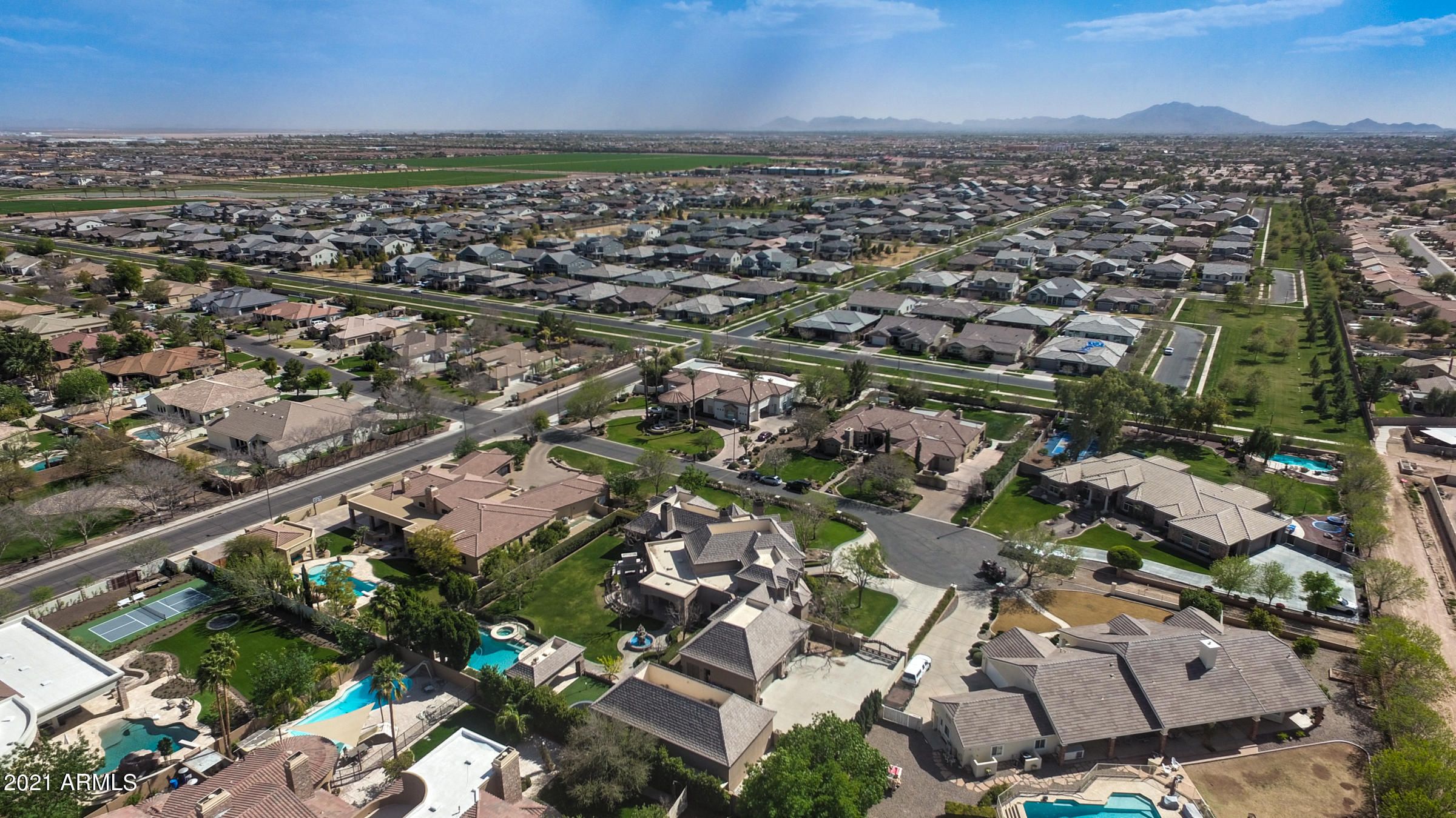 CIRCLE G AT HIGHLANDS WEST - Residential