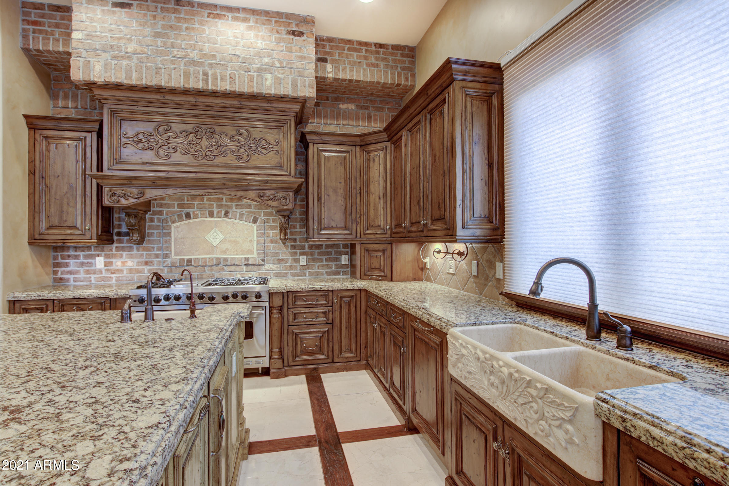 CIRCLE G AT HIGHLANDS WEST - Residential