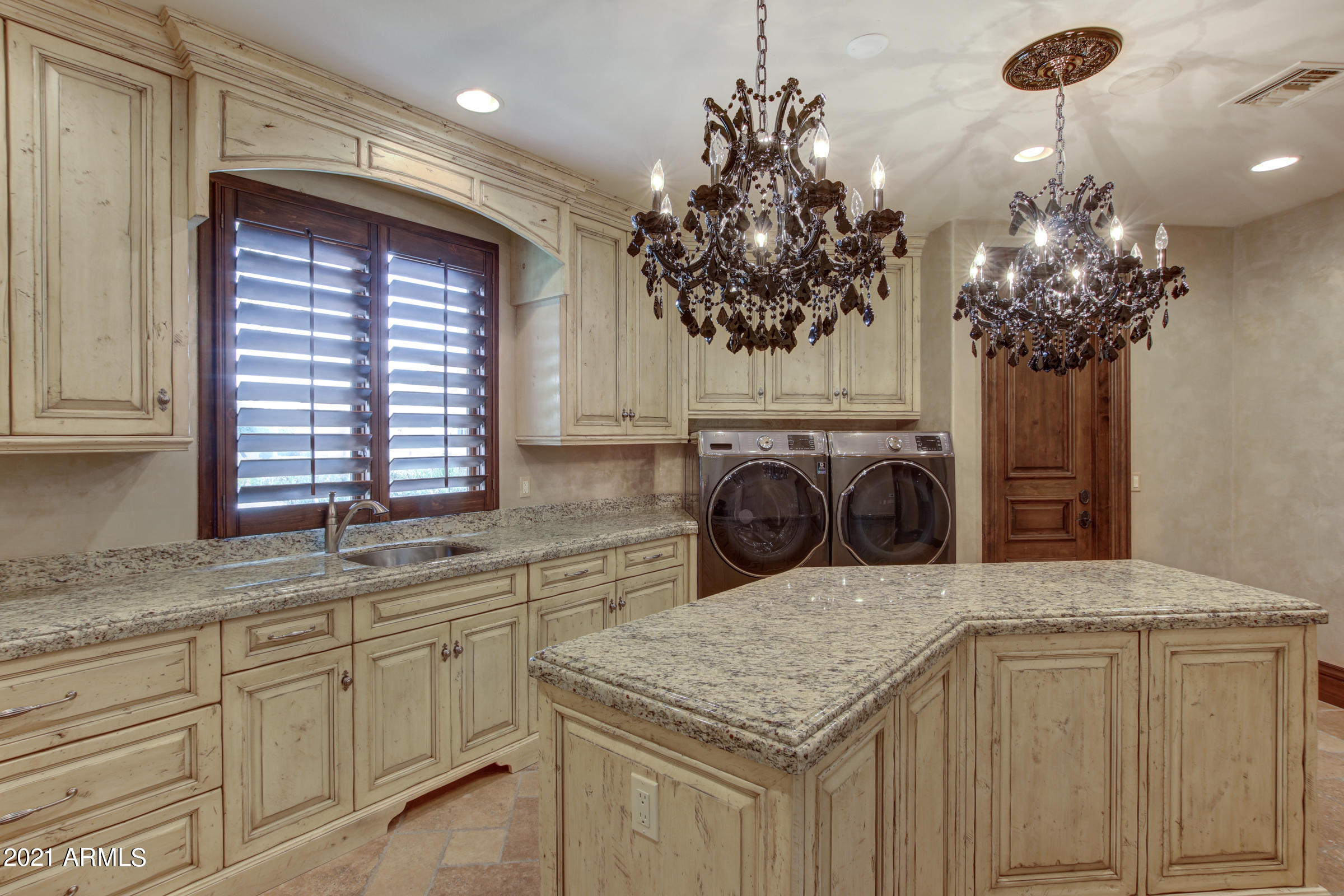 CIRCLE G AT HIGHLANDS WEST - Residential