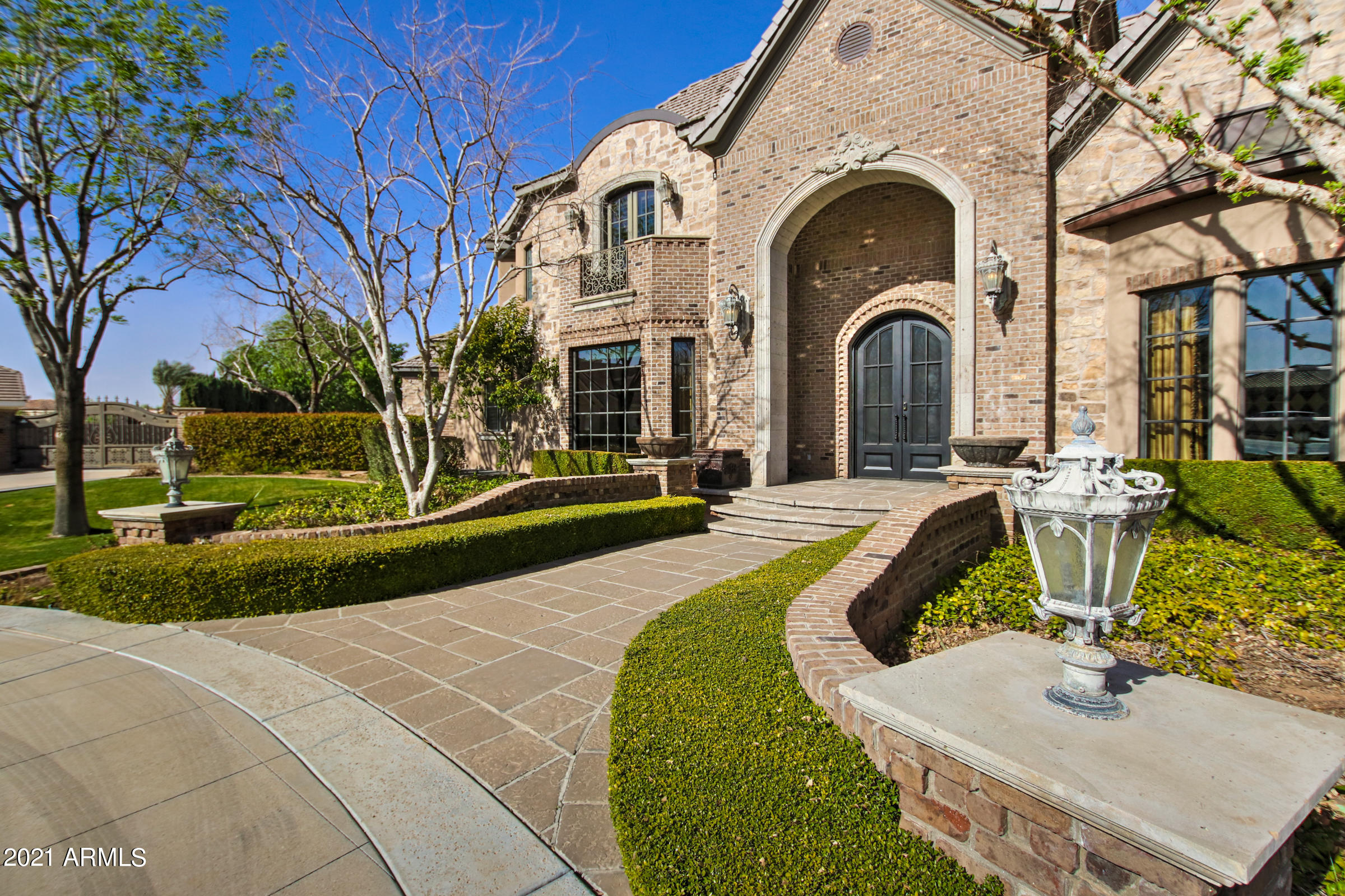 CIRCLE G AT HIGHLANDS WEST - Residential