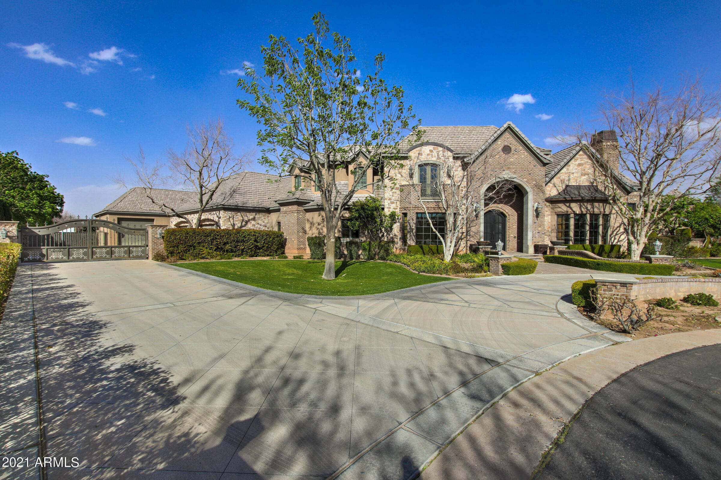 CIRCLE G AT HIGHLANDS WEST - Residential