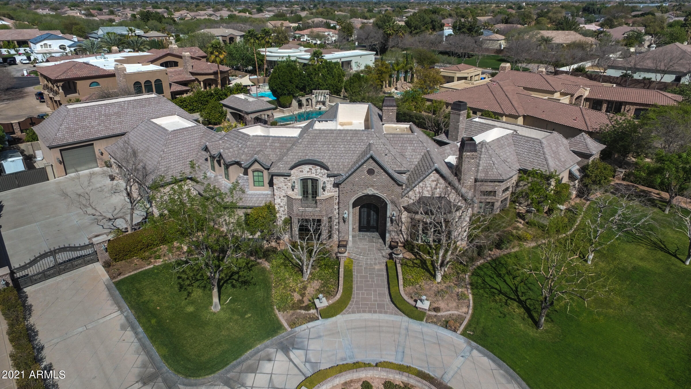 CIRCLE G AT HIGHLANDS WEST - Residential