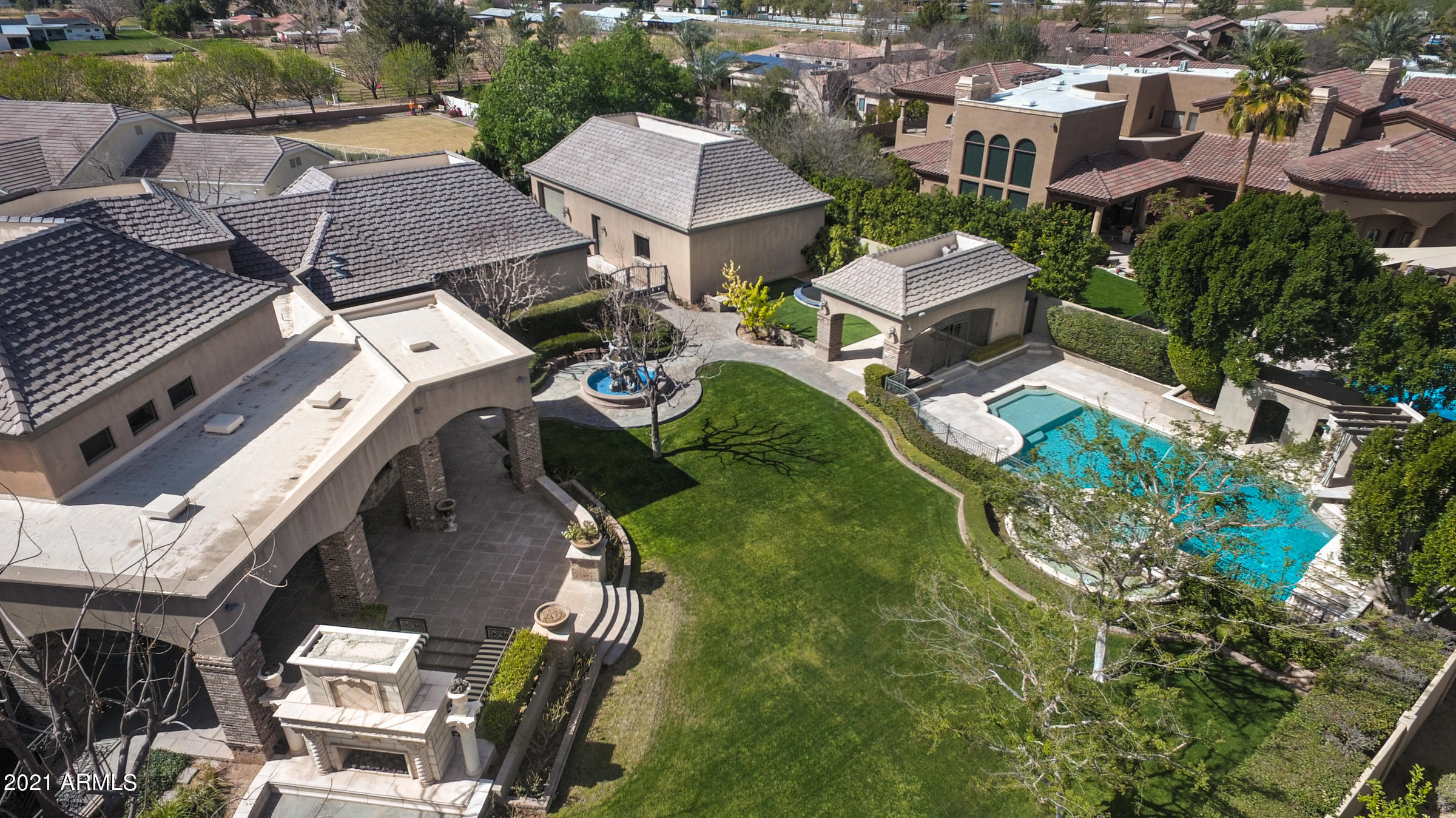 CIRCLE G AT HIGHLANDS WEST - Residential