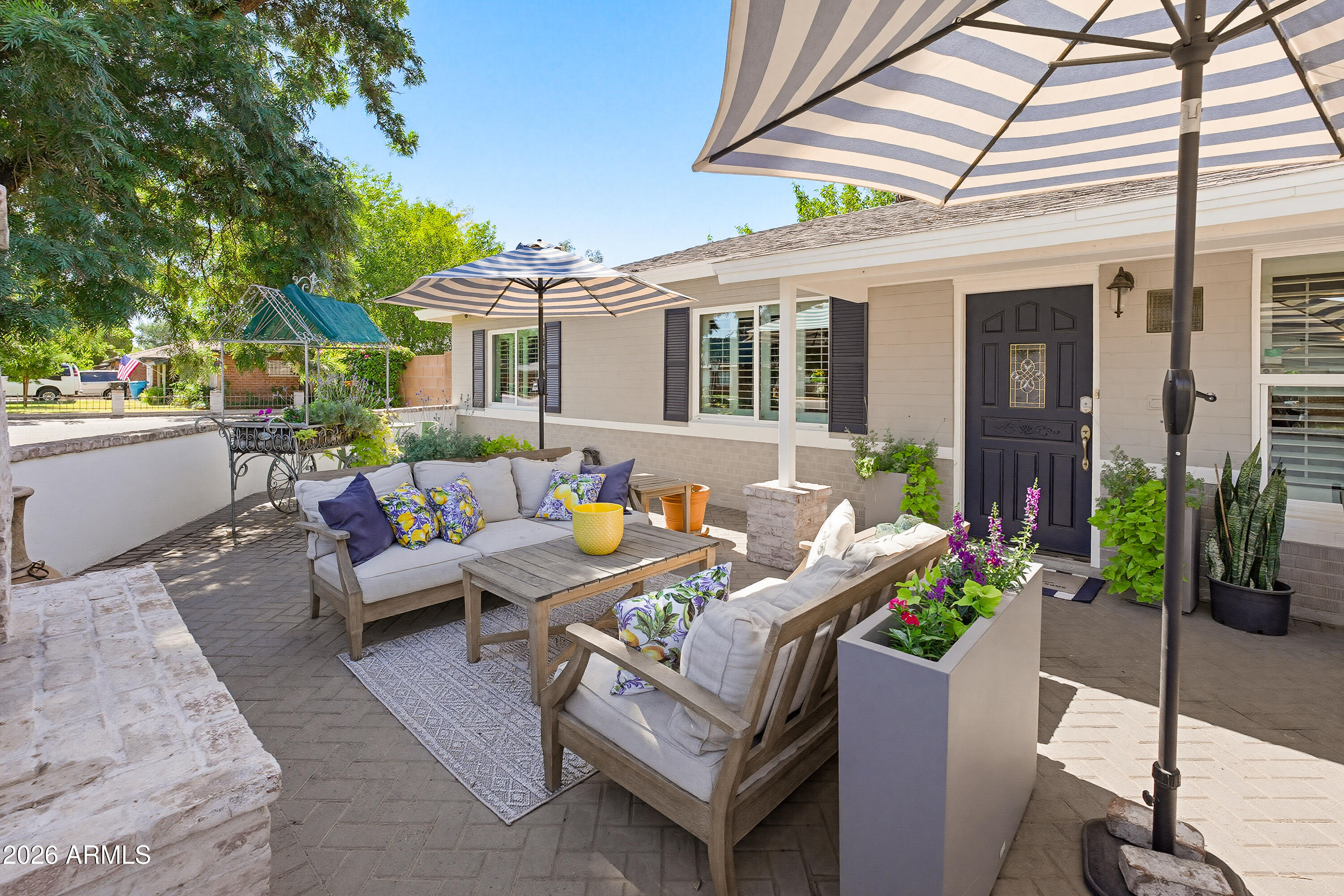 HOFFMANTOWN - Residential