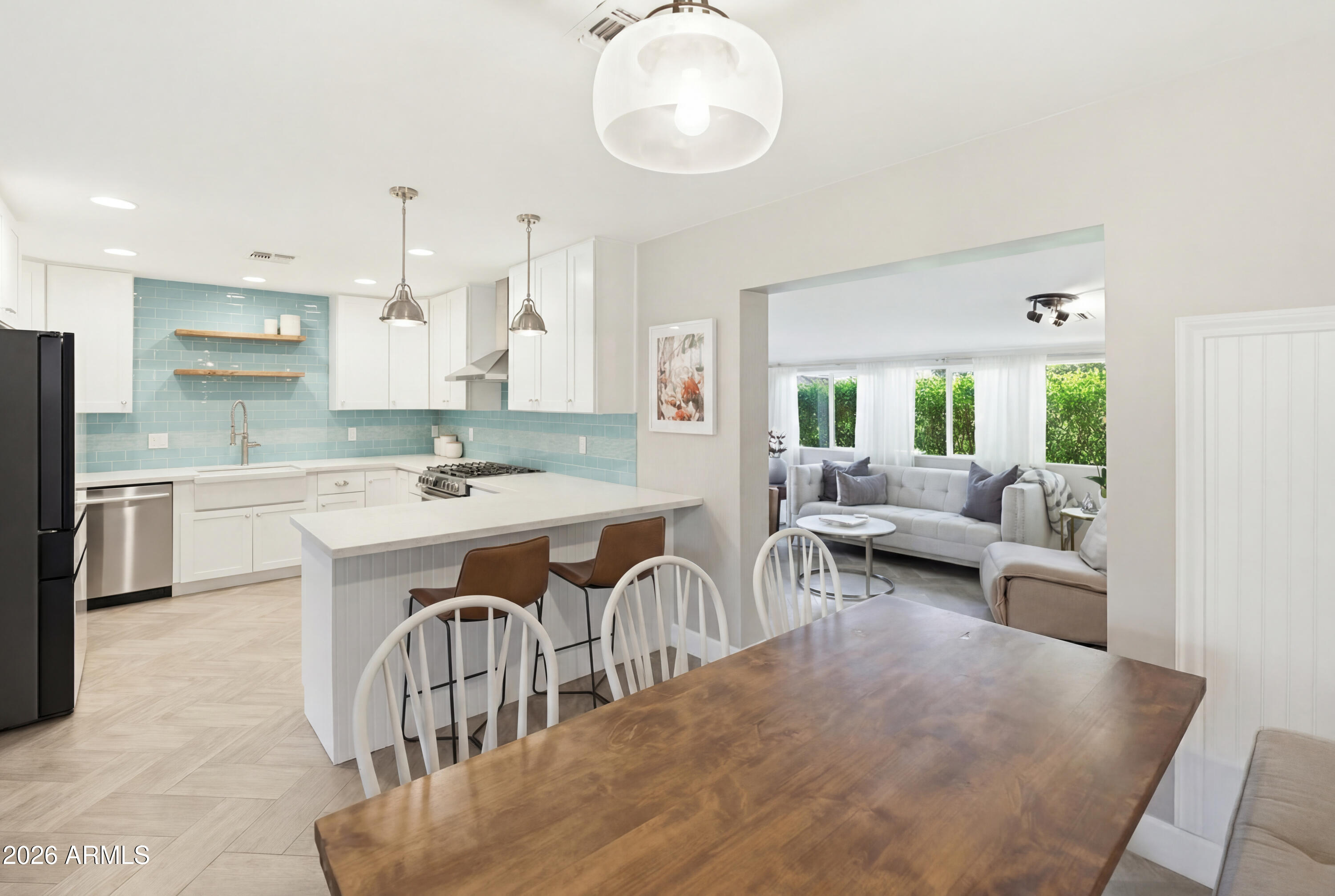 HOFFMANTOWN - Residential