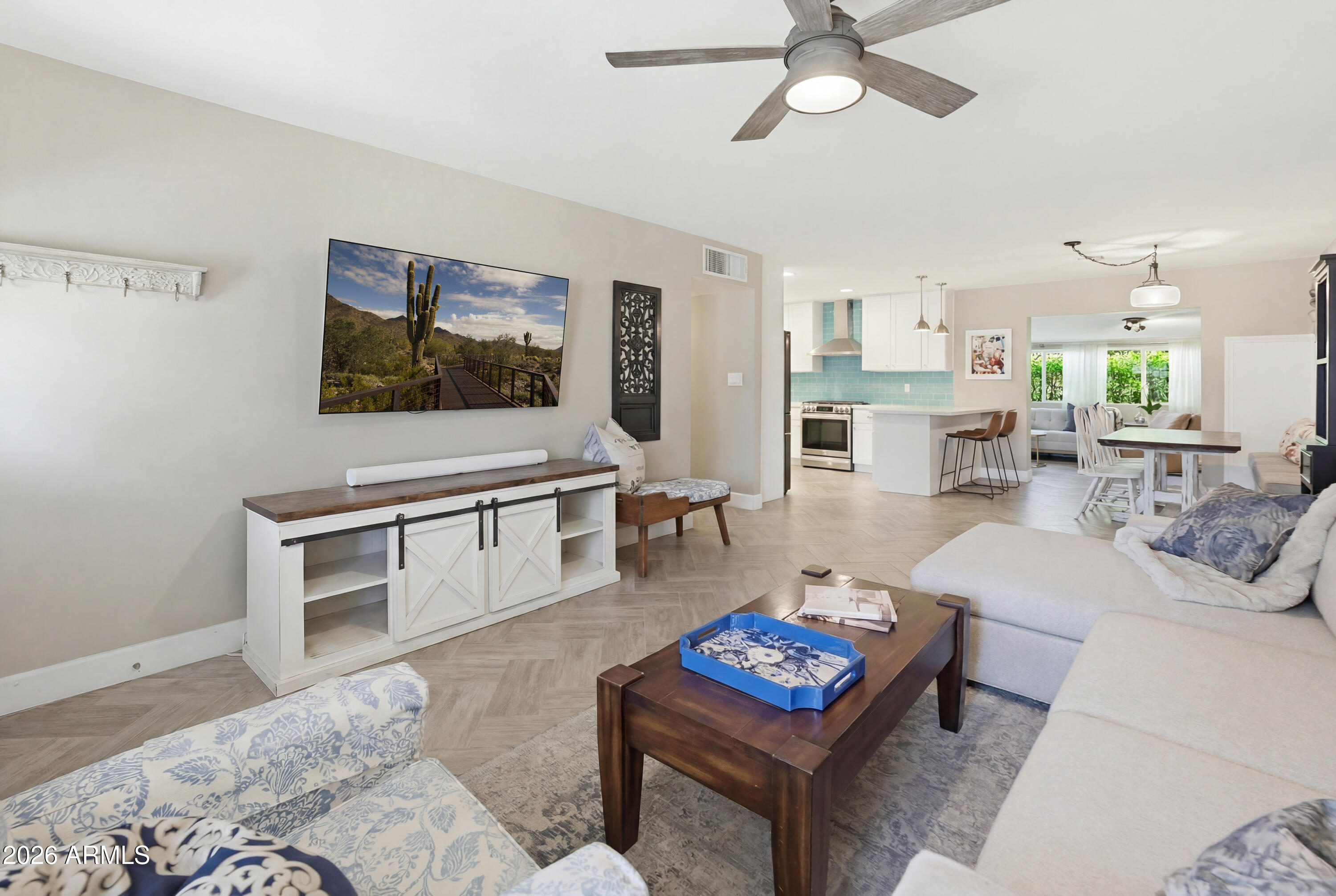 HOFFMANTOWN - Residential
