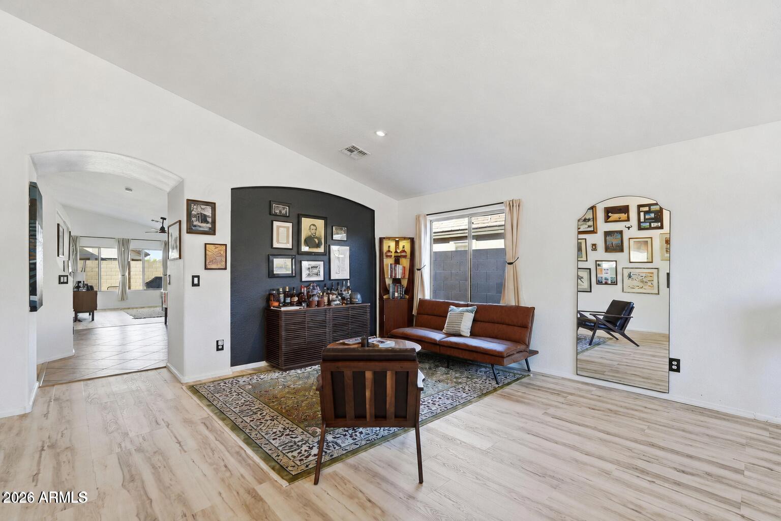 EASTRIDGE - Residential