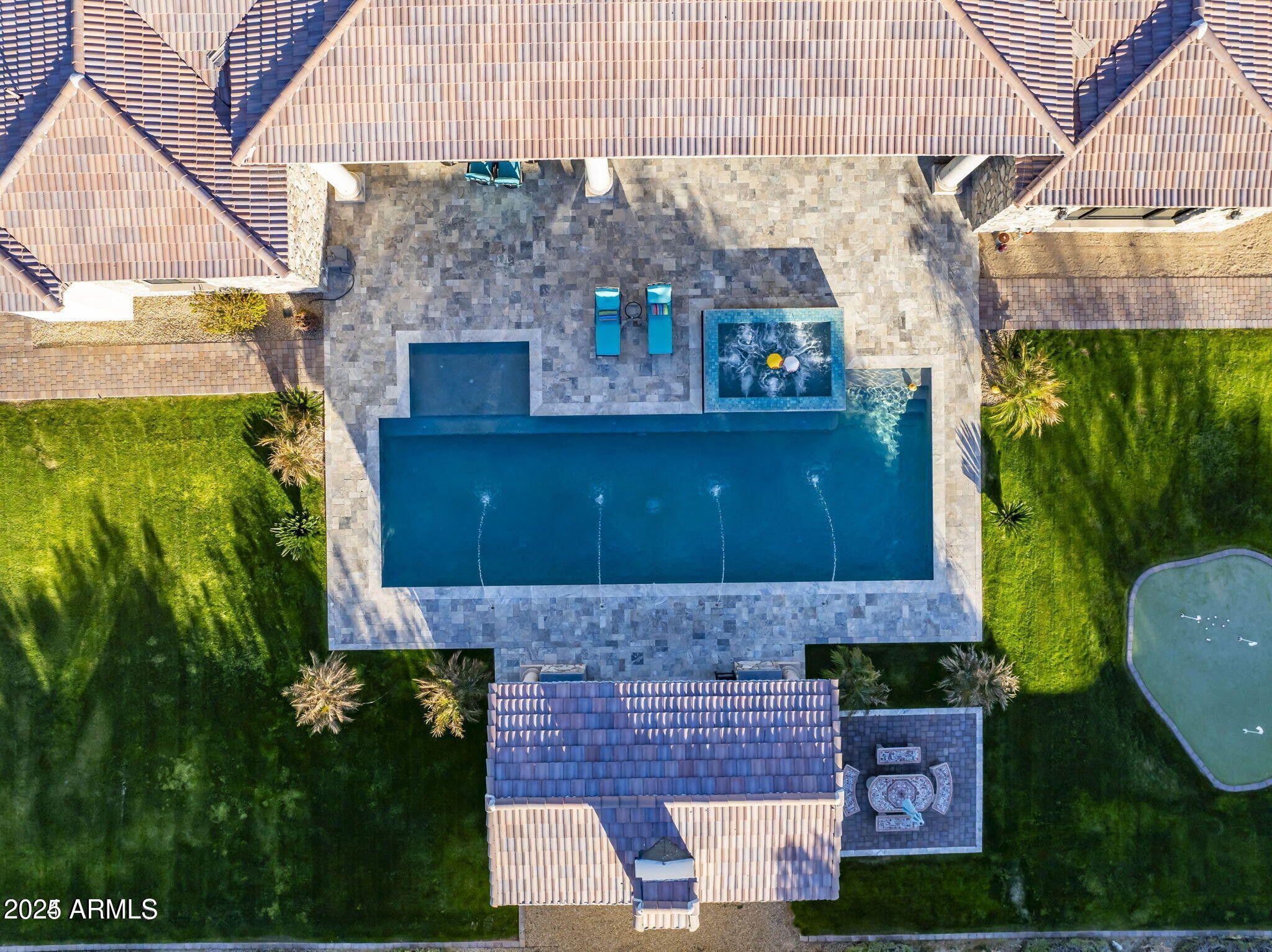 STONEVIEW - Residential