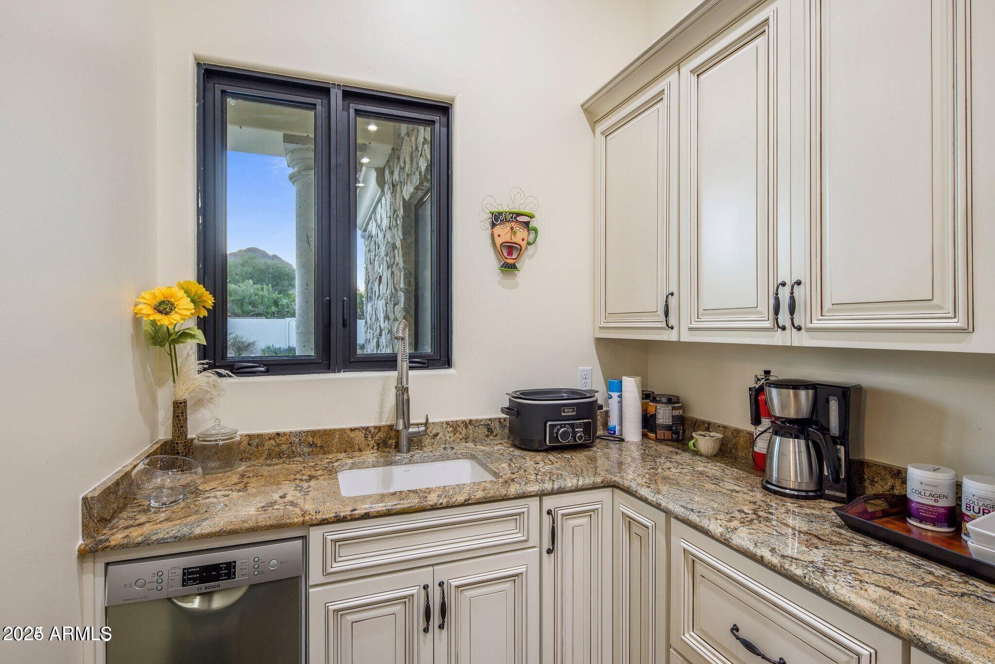 STONEVIEW - Residential