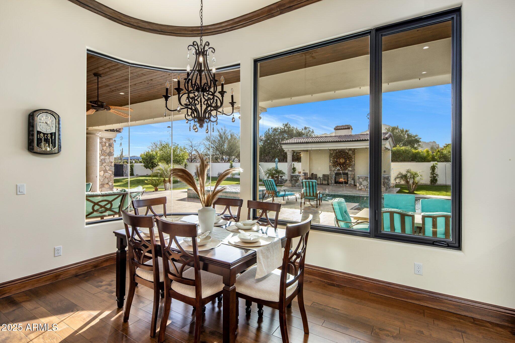 STONEVIEW - Residential