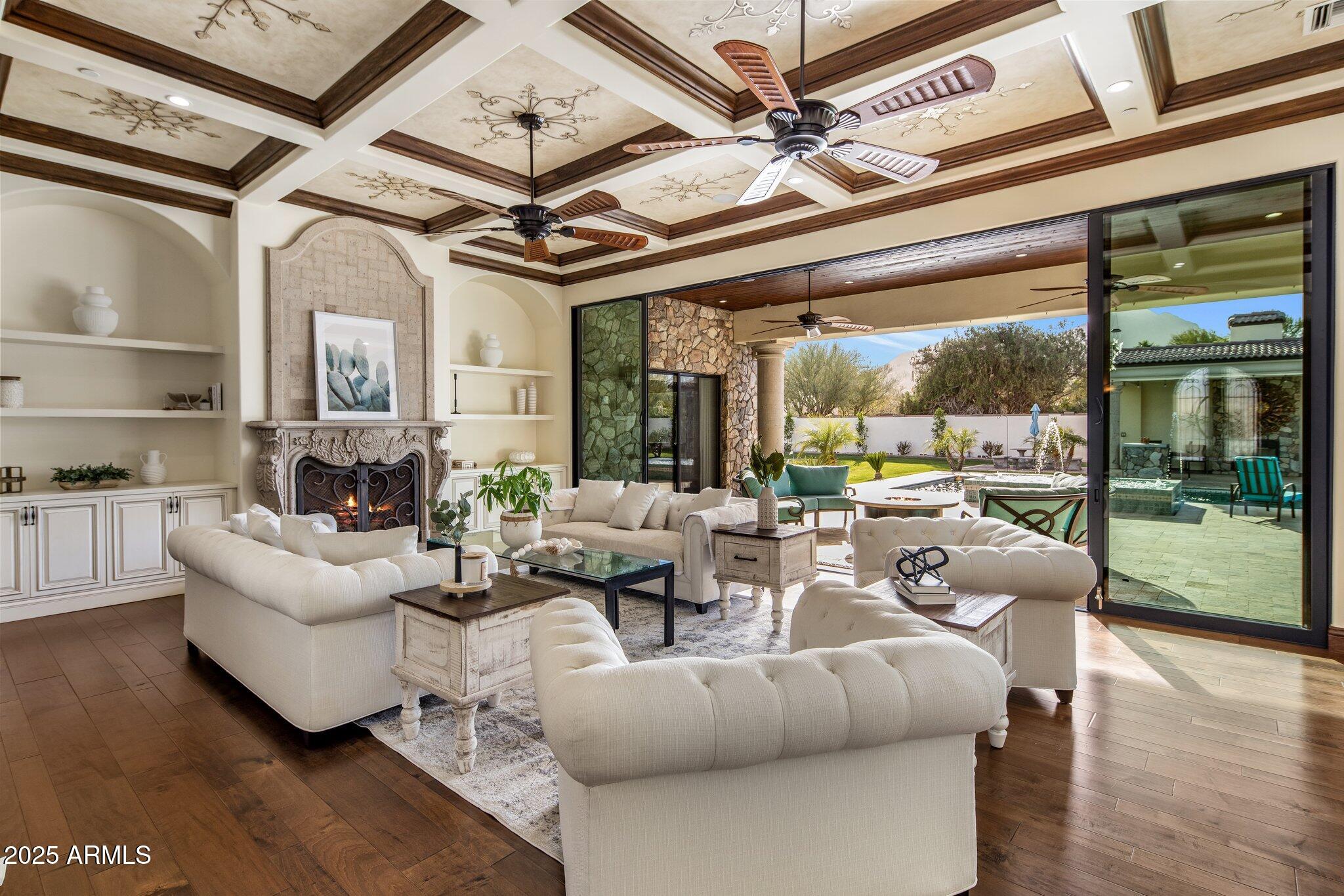 STONEVIEW - Residential