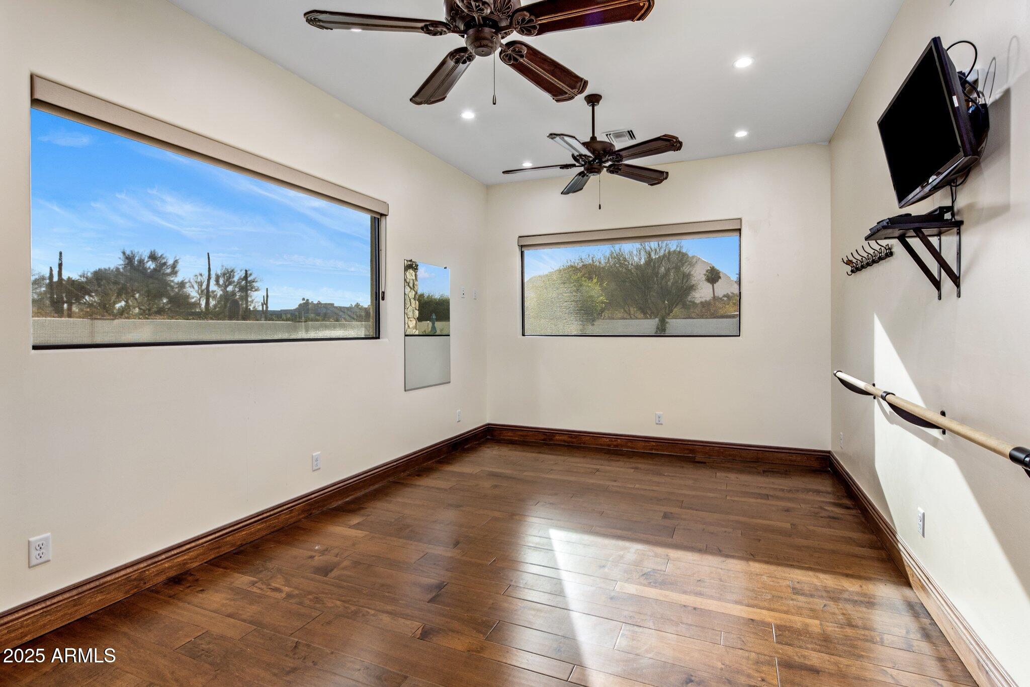 STONEVIEW - Residential