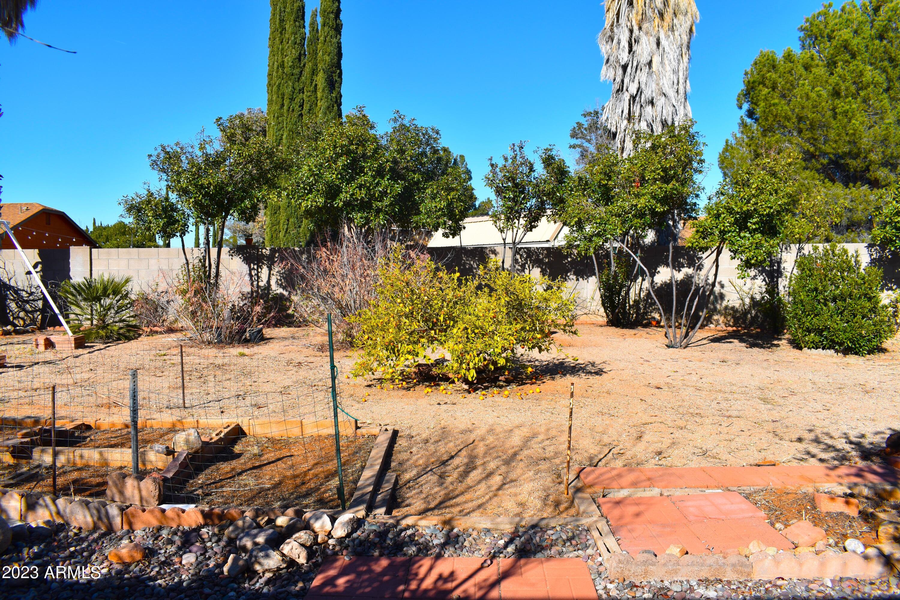 TRACT UNIT 115 AMD - Residential