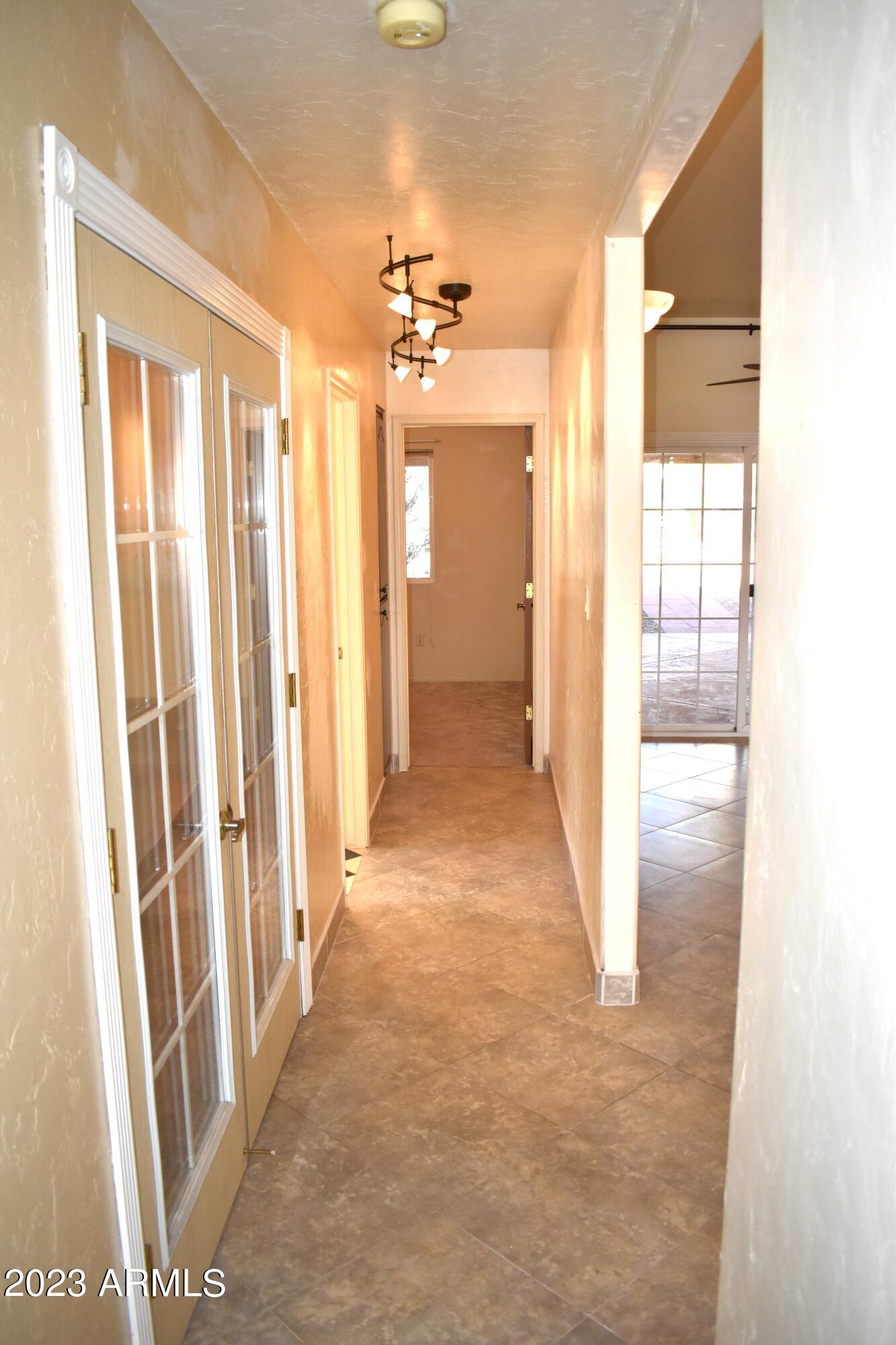 TRACT UNIT 115 AMD - Residential