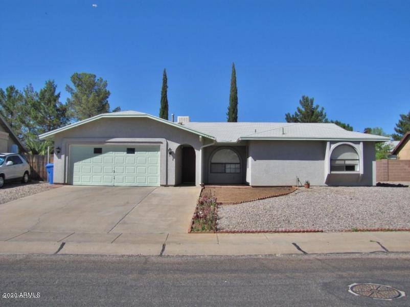 This 3BR + den, 2BA/2CG, 1339 sq. ft. home is centrally located in Sierra Vista, AZ minutes from Ft. Huachuca, shopping and schools. This home has room for the whole family and is located near a neighborhood park and has a large backyard.