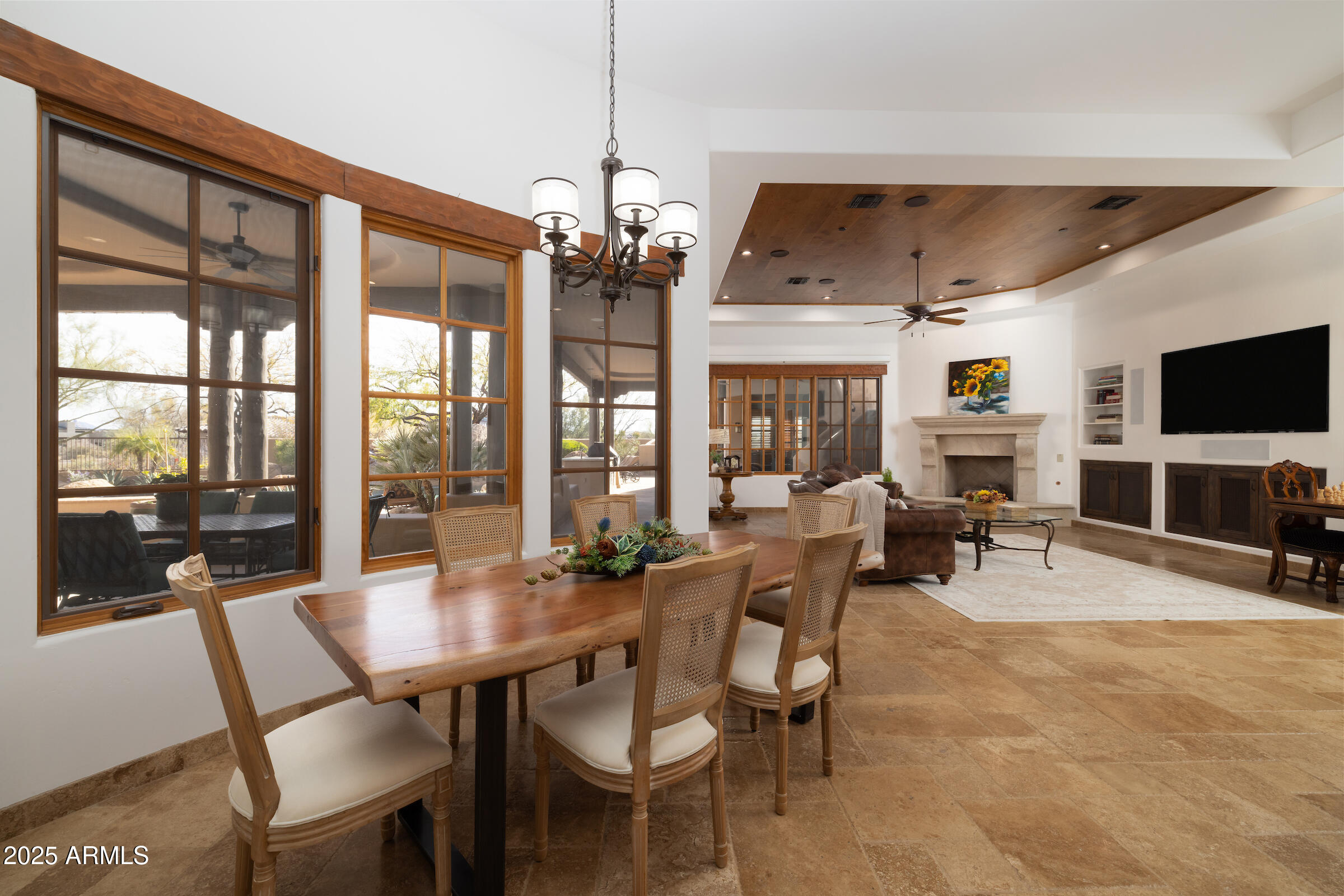 Whisper Rock - Residential
