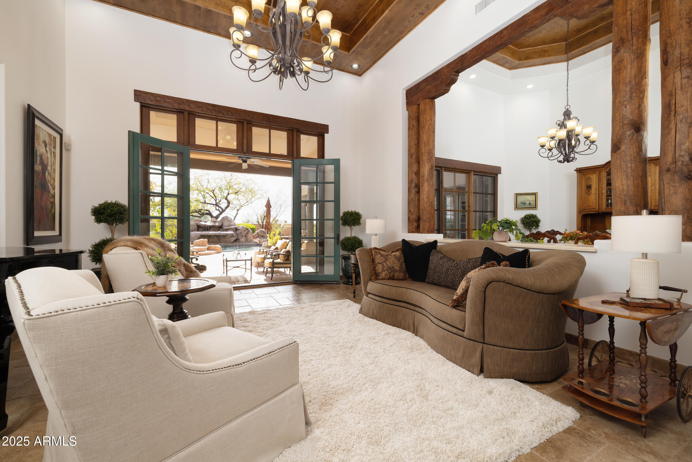 Whisper Rock - Residential