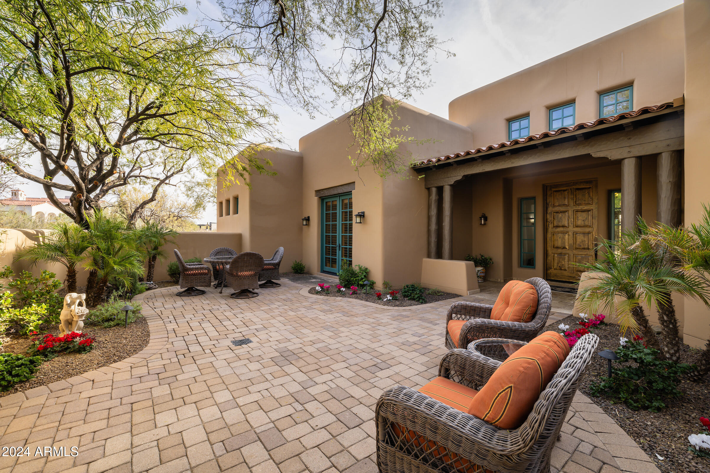 Whisper Rock - Residential