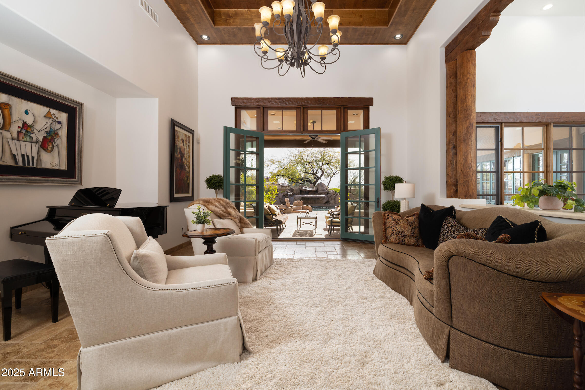 Whisper Rock - Residential