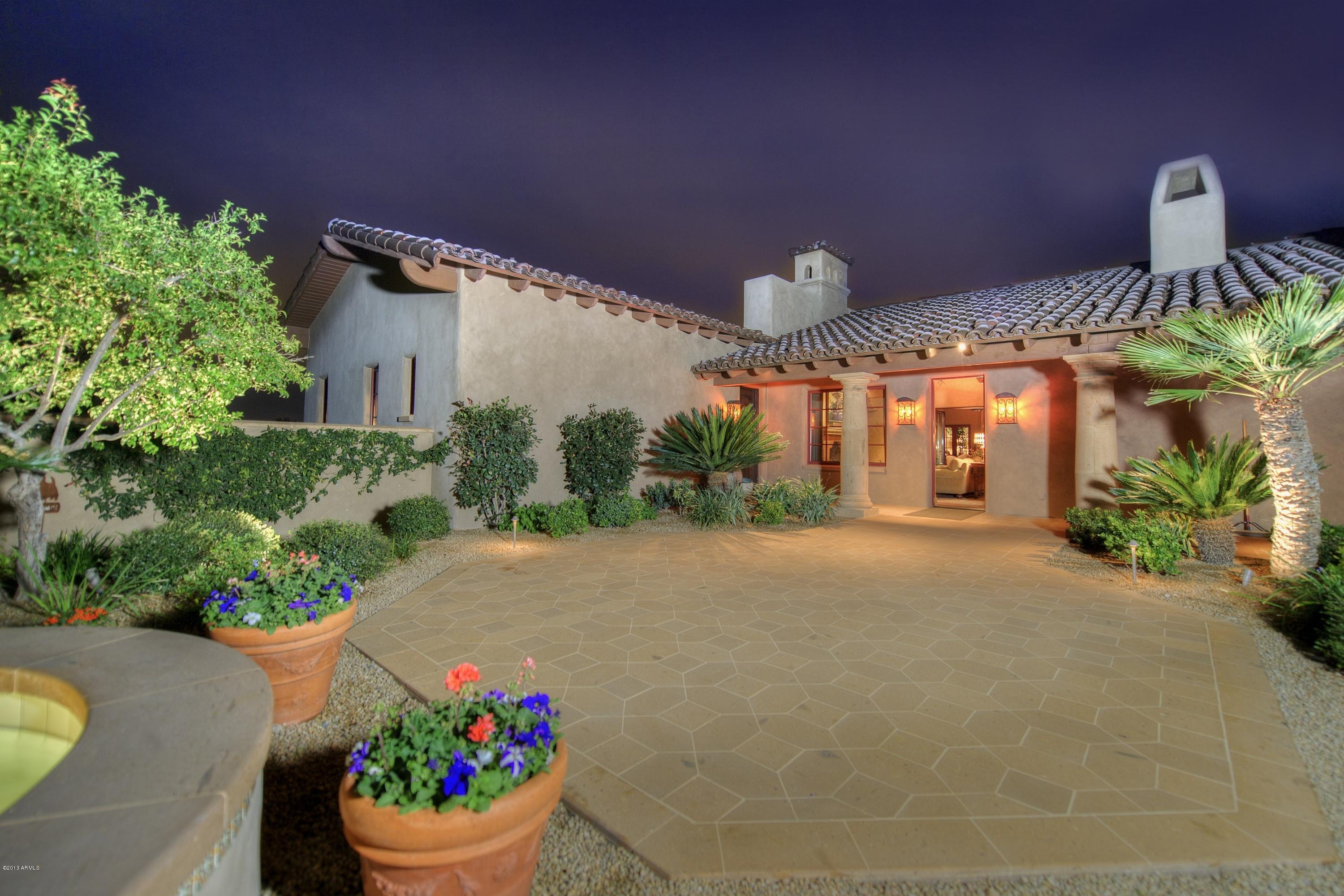 Whisper Rock - Residential