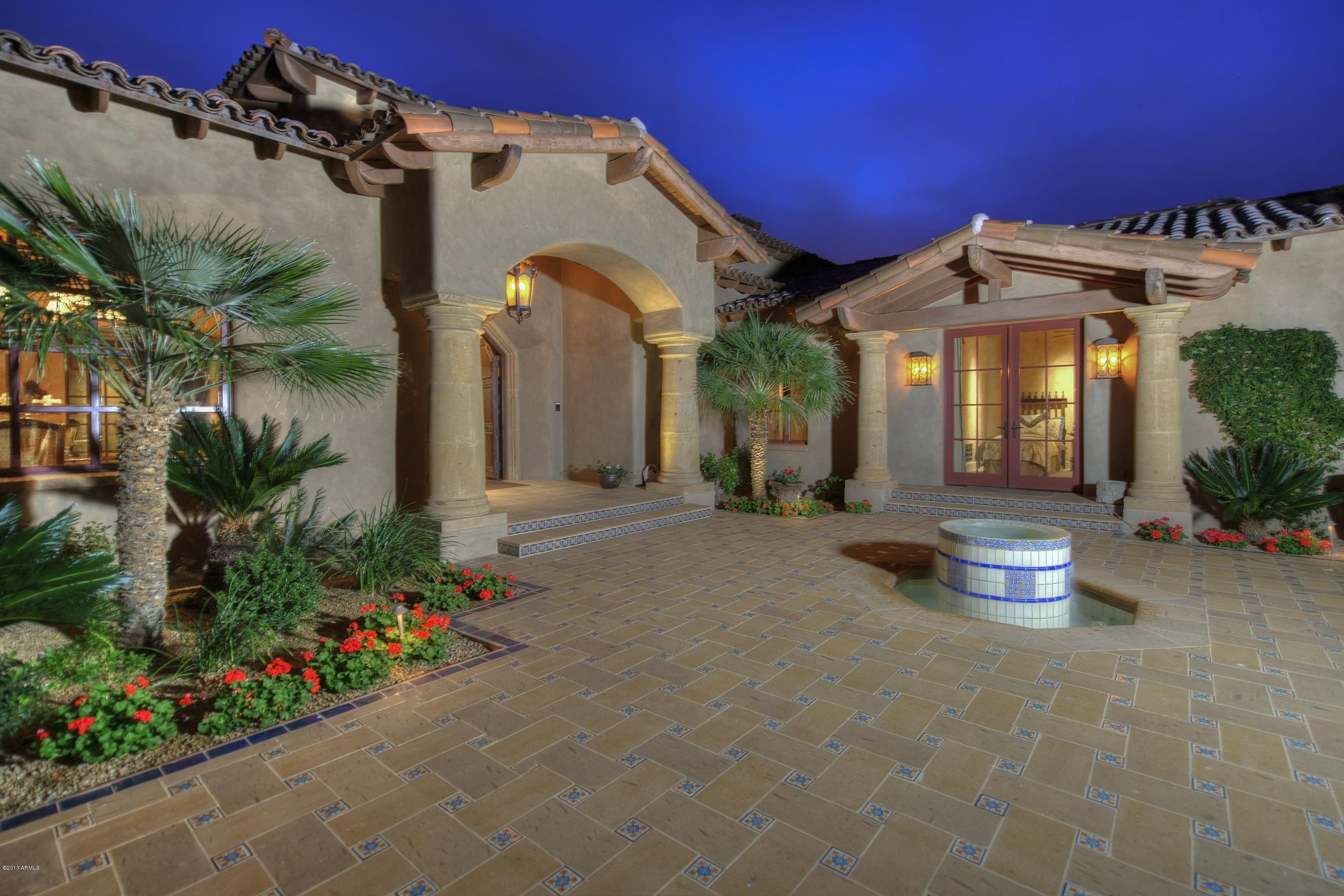 Whisper Rock - Residential