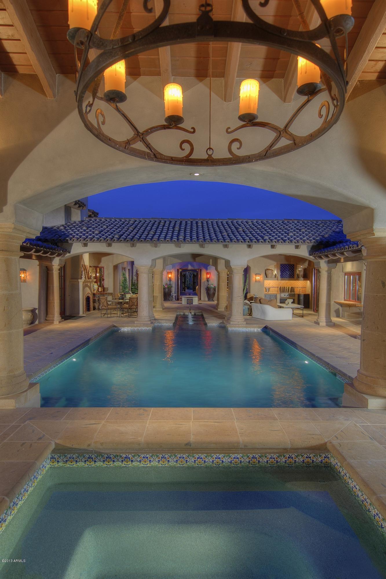 Whisper Rock - Residential