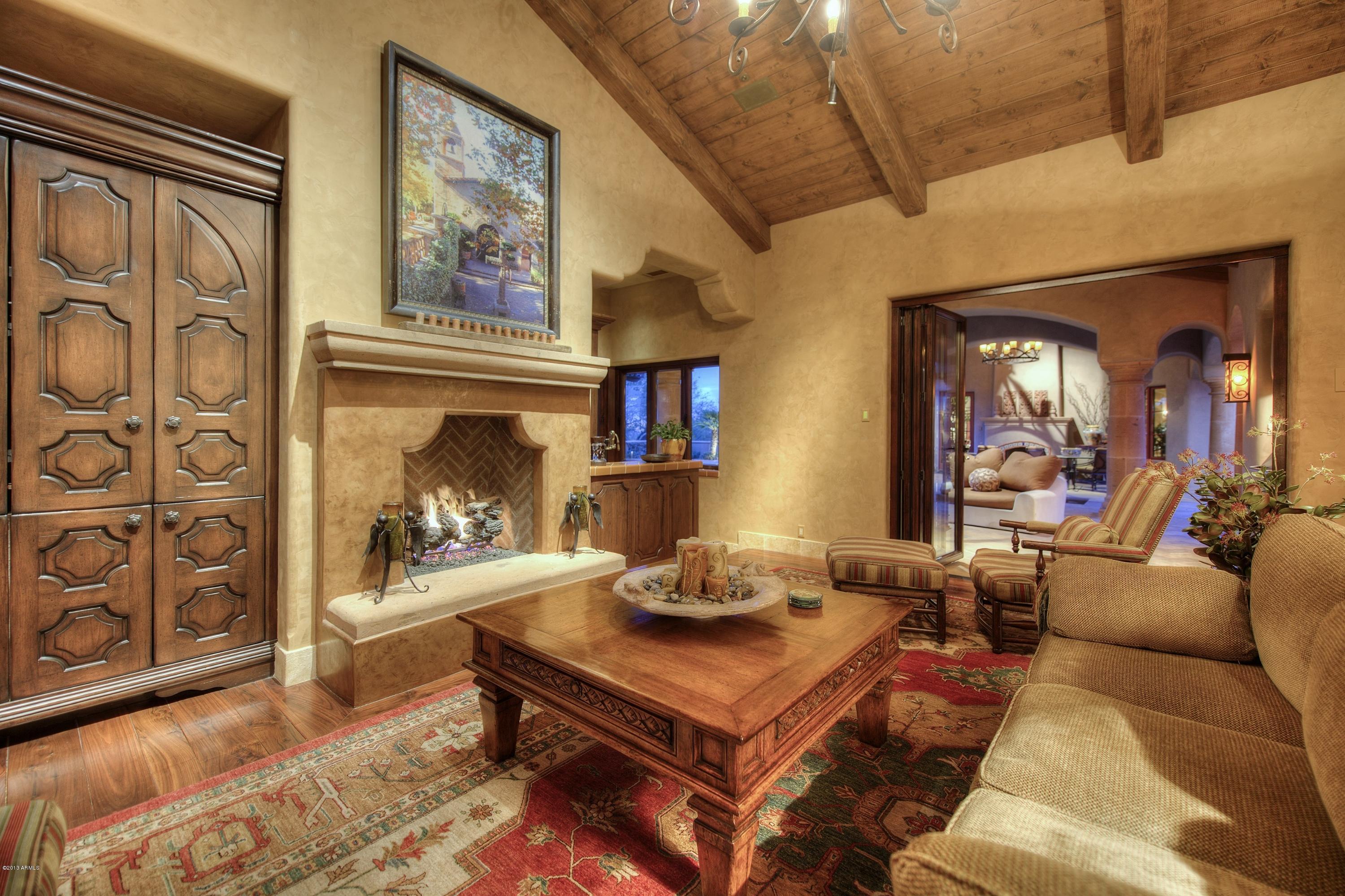 Whisper Rock - Residential