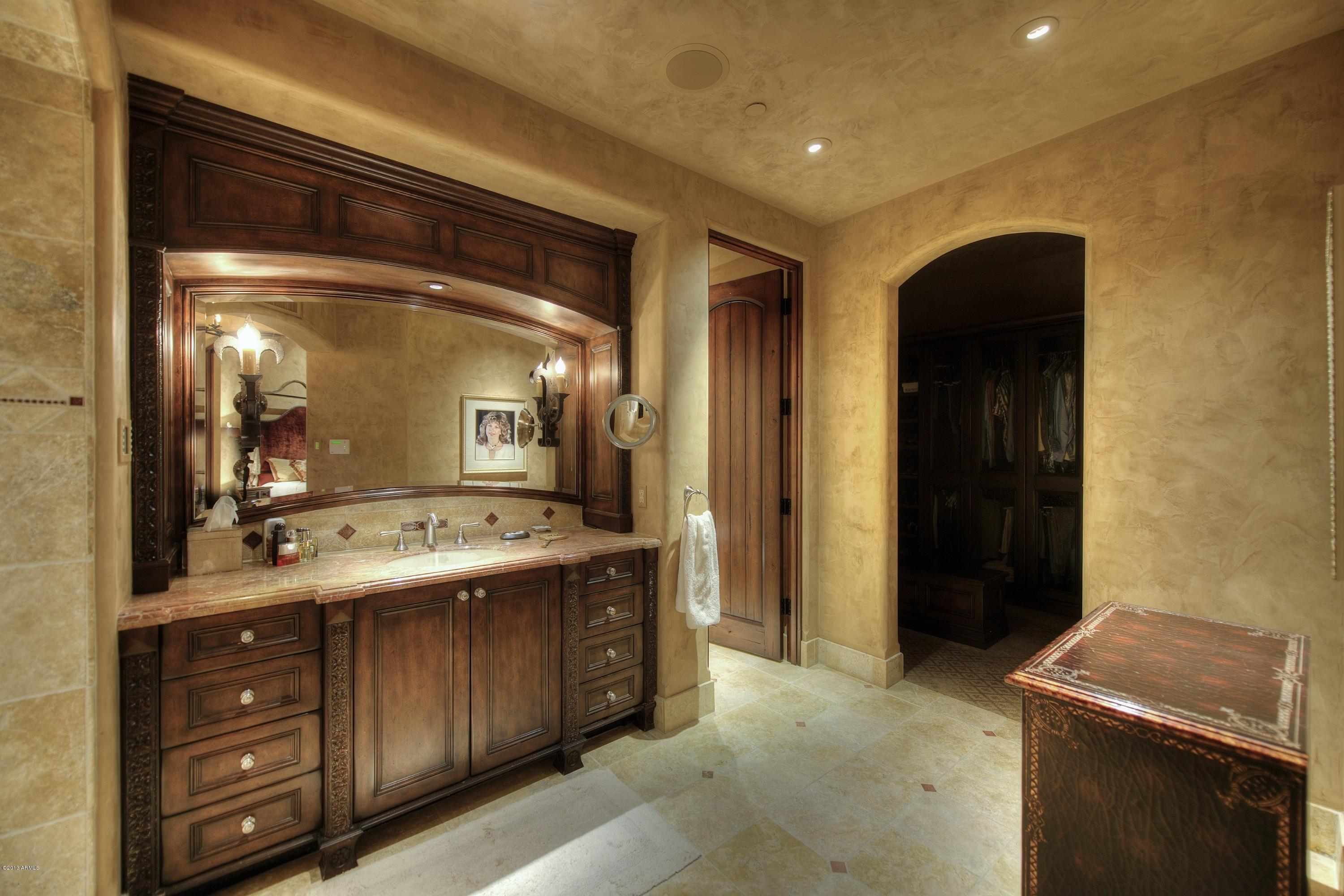 Whisper Rock - Residential