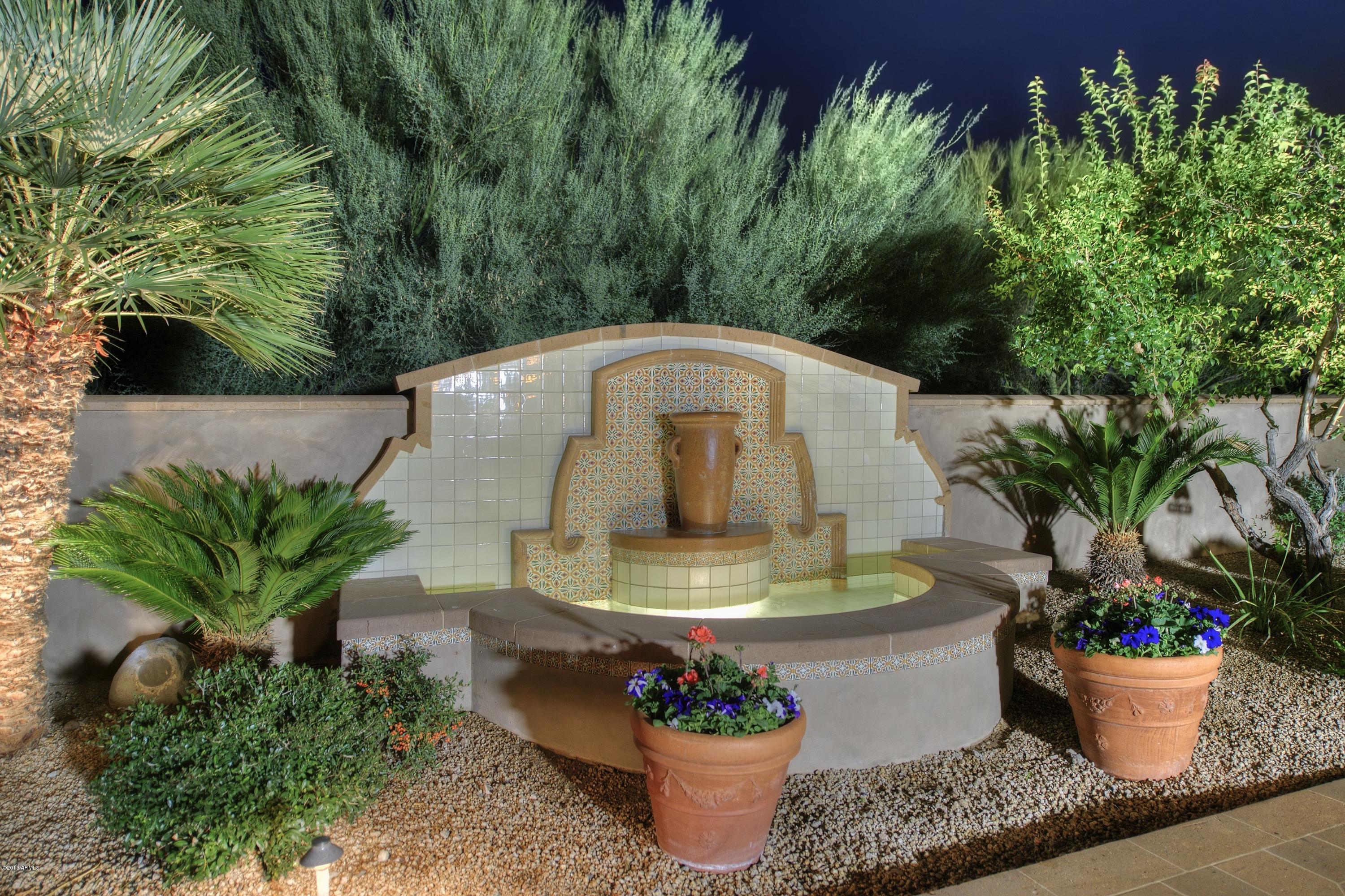 Whisper Rock - Residential