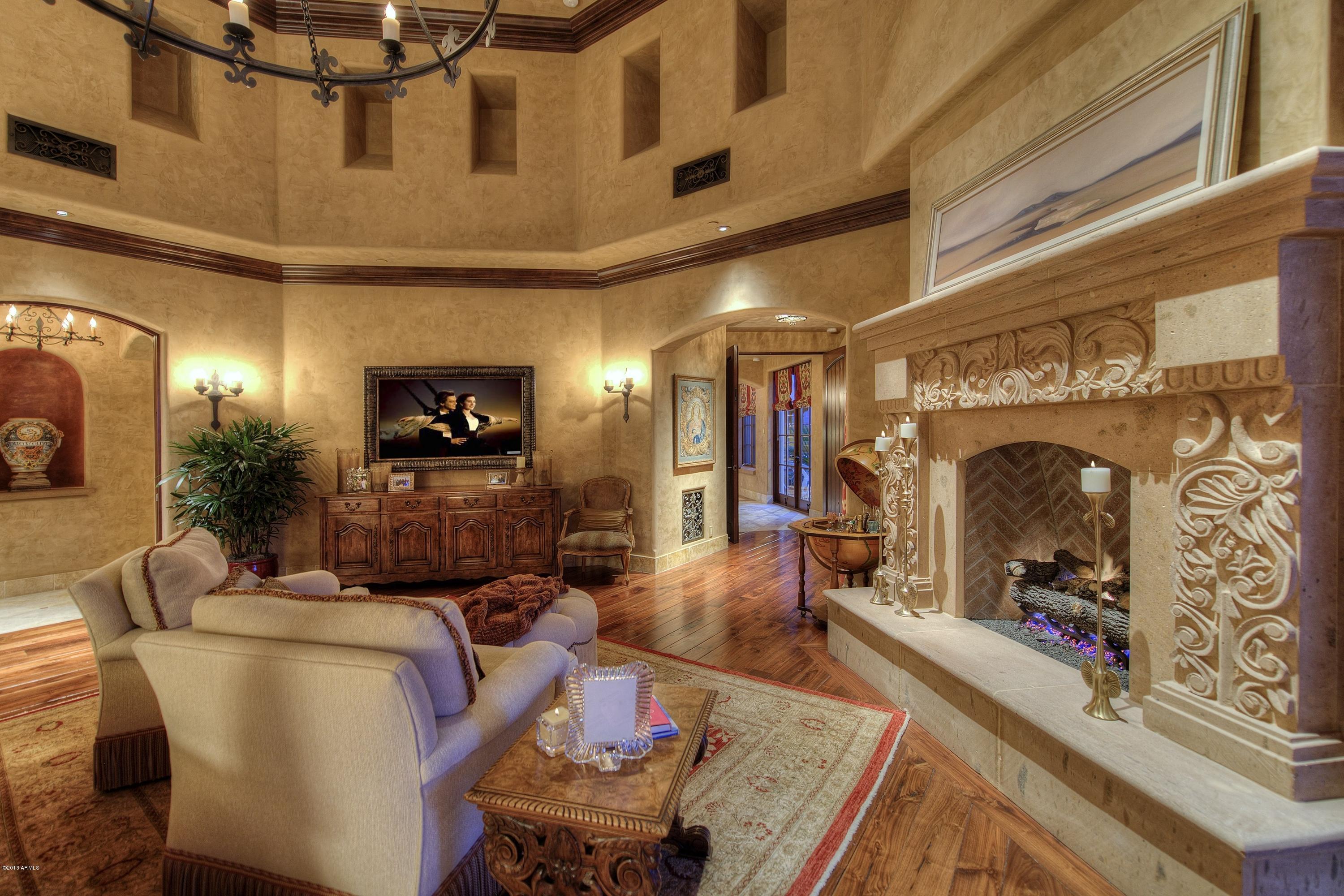 Whisper Rock - Residential