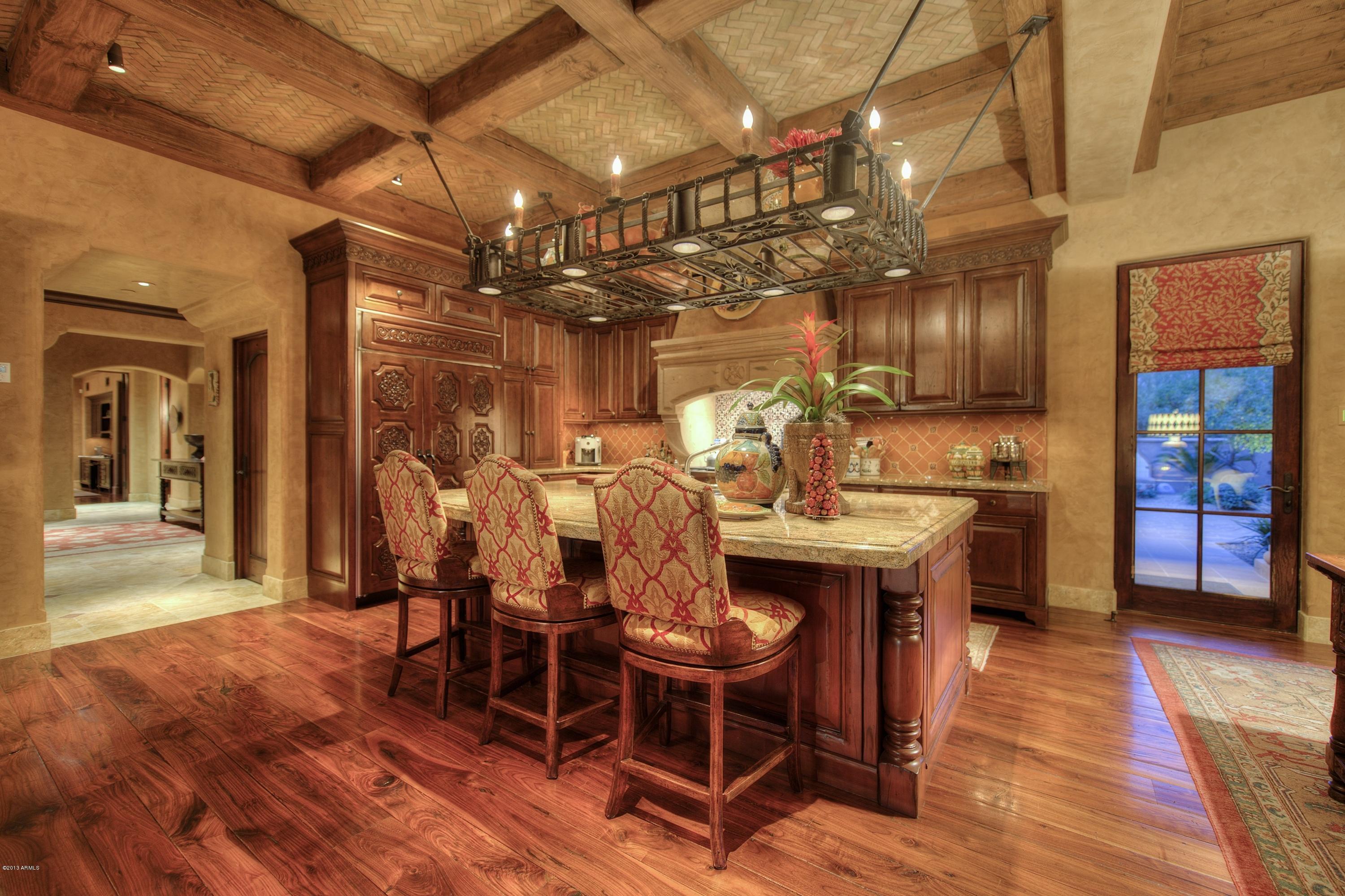 Whisper Rock - Residential