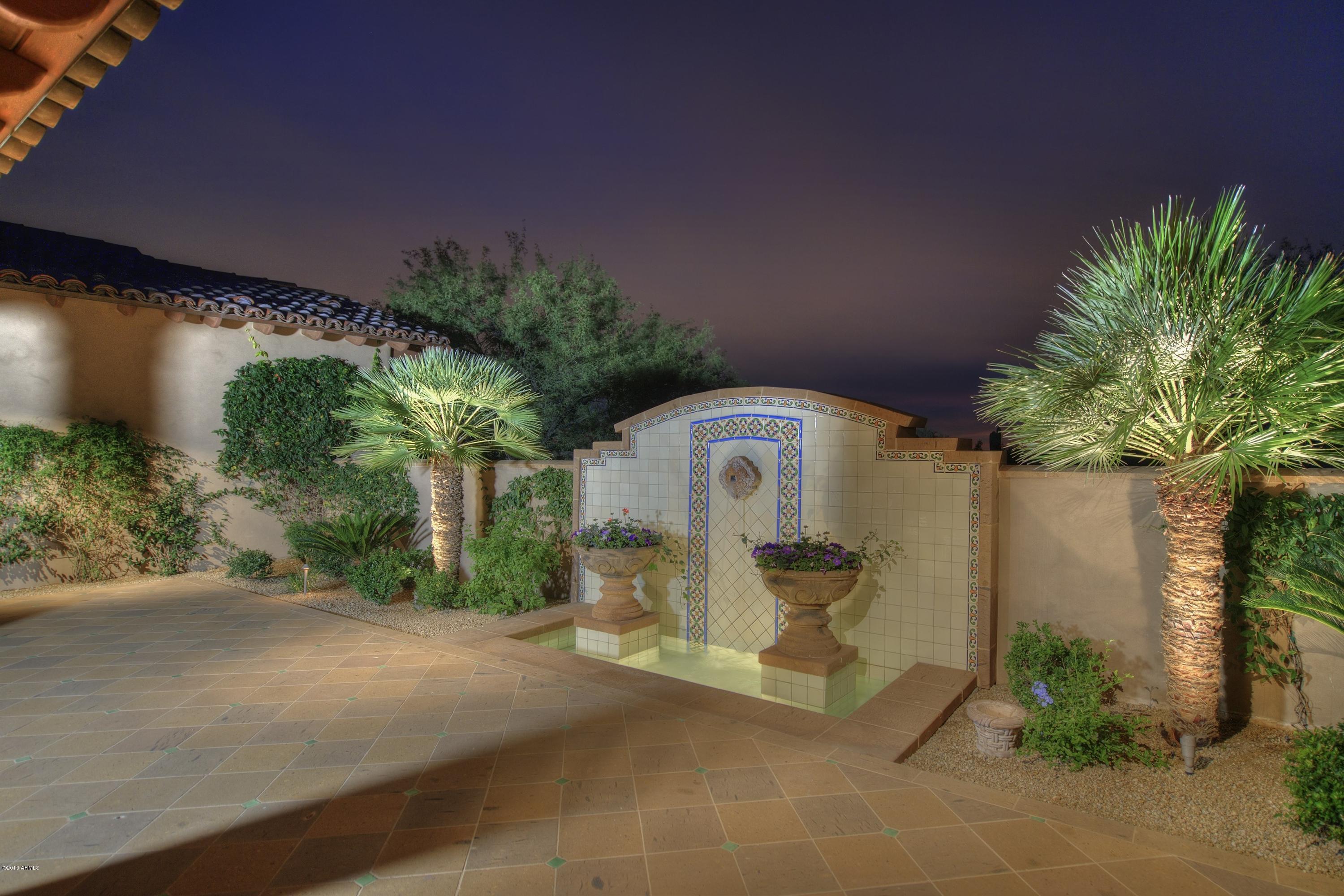 Whisper Rock - Residential