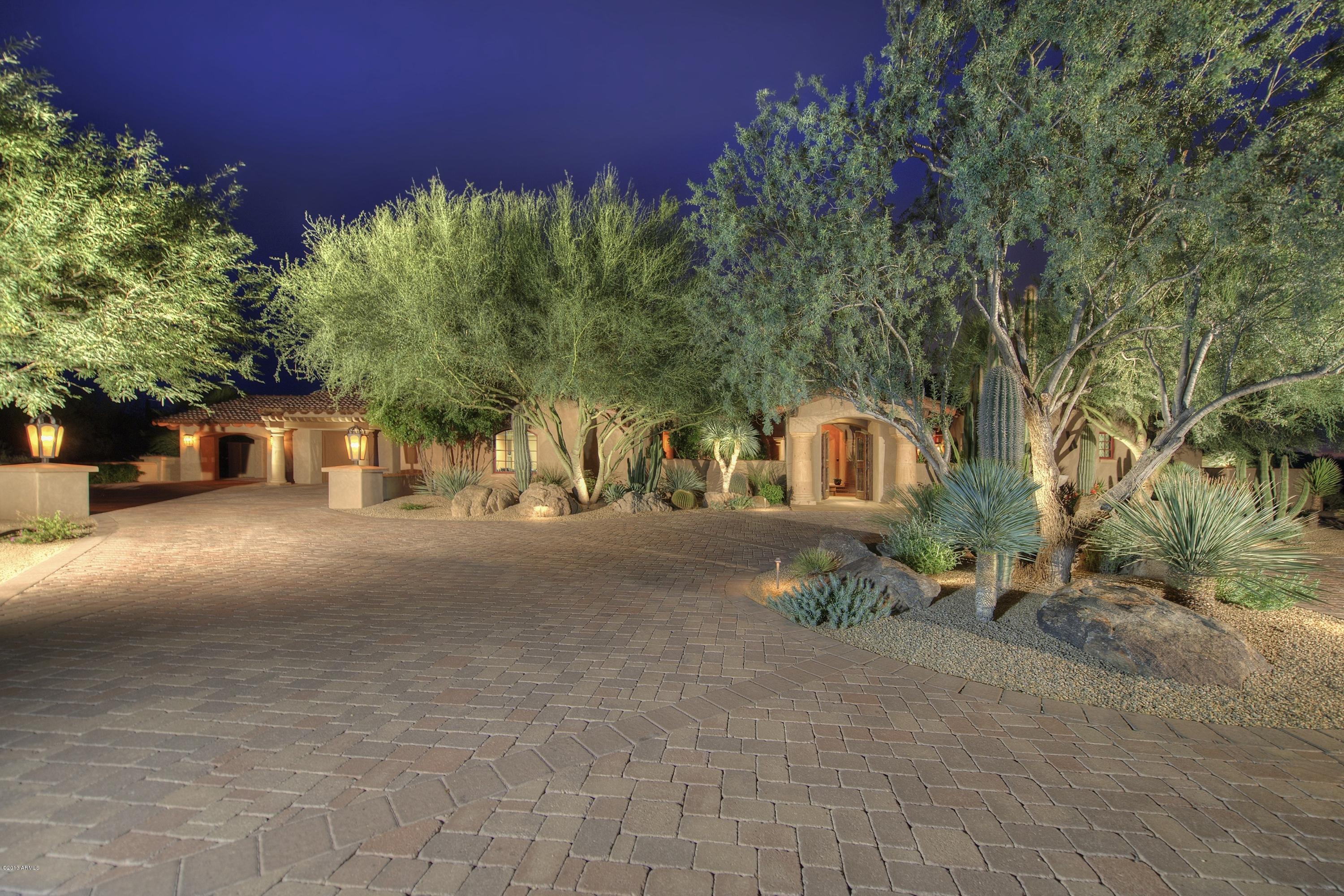 Whisper Rock - Residential