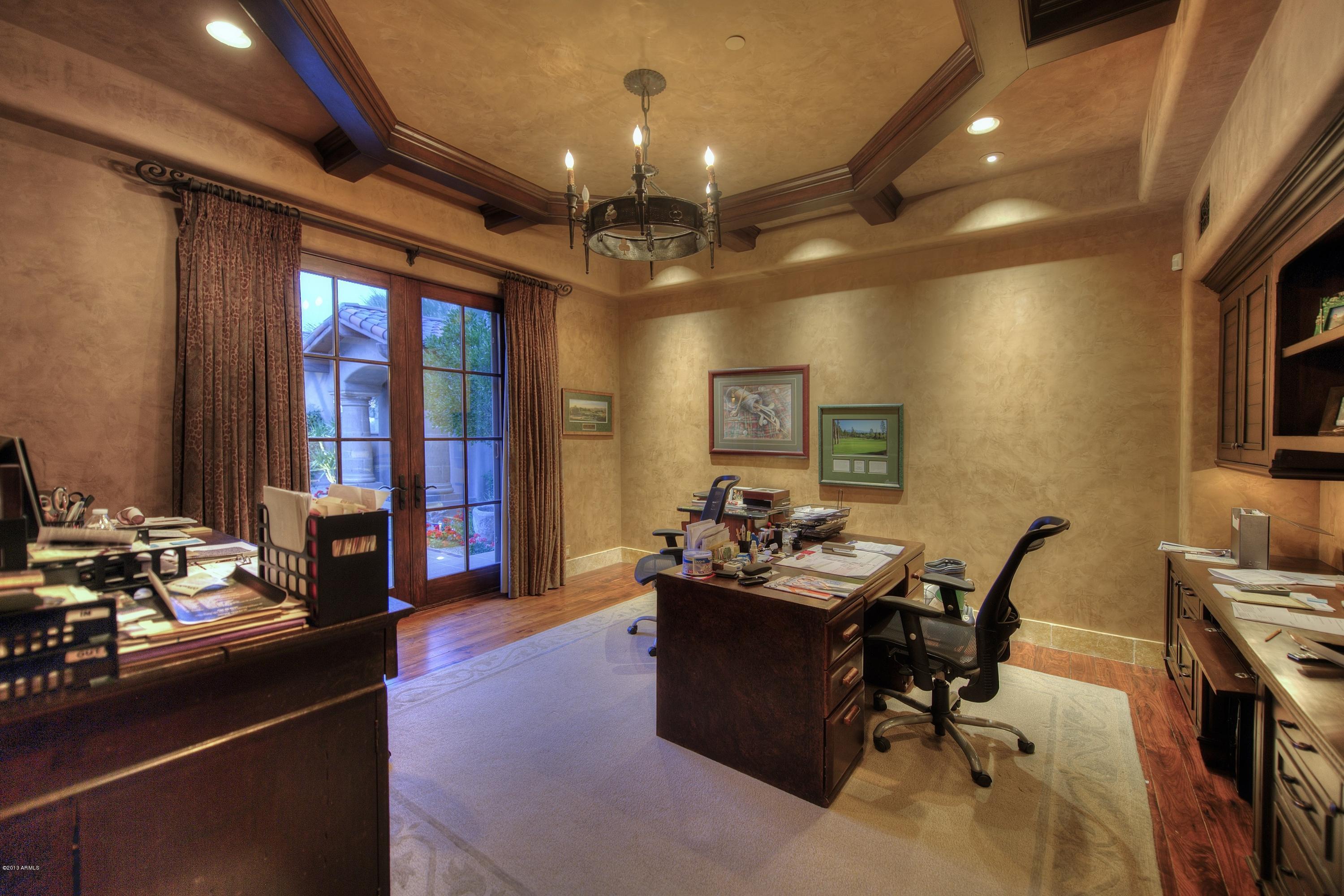 Whisper Rock - Residential
