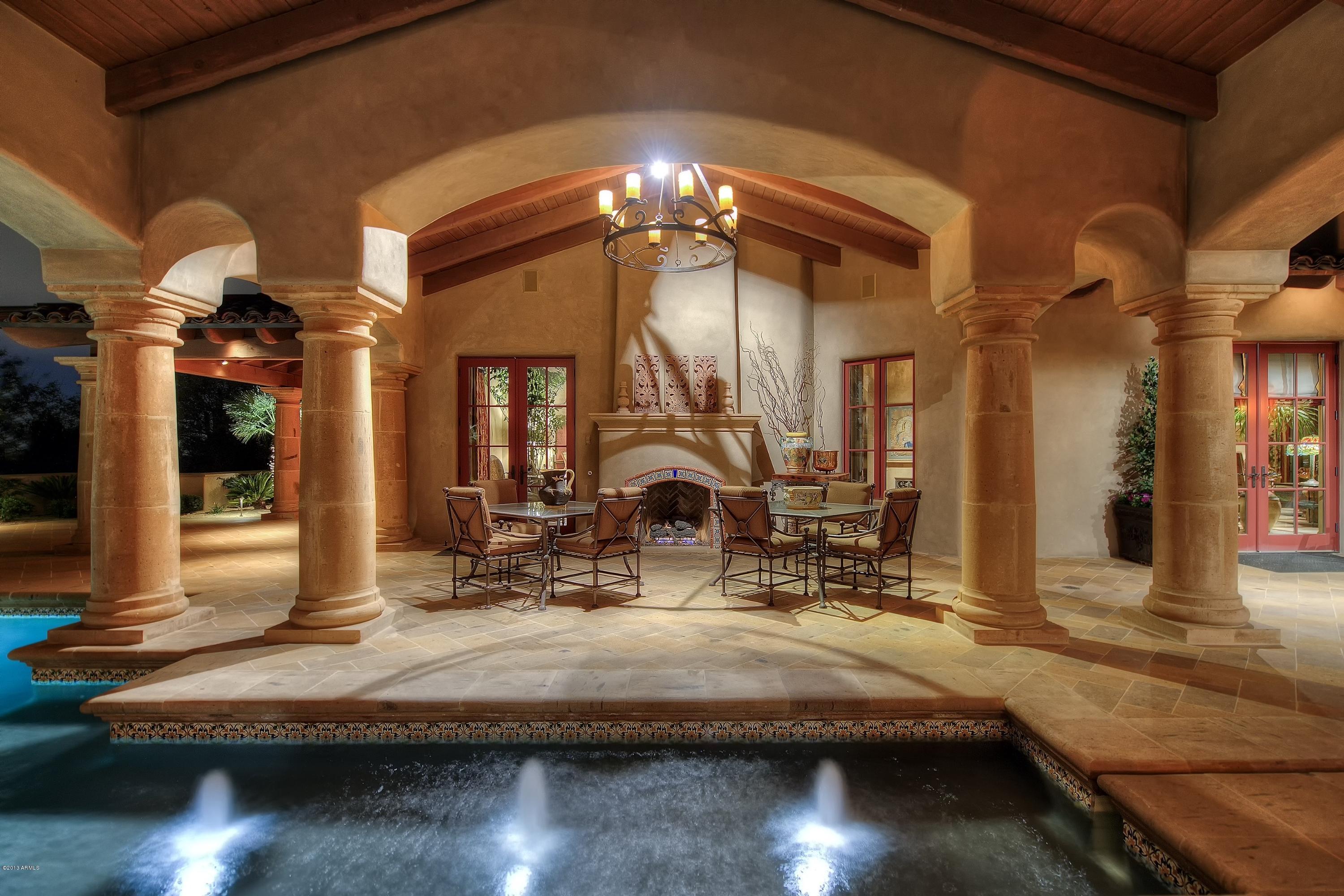 Whisper Rock - Residential