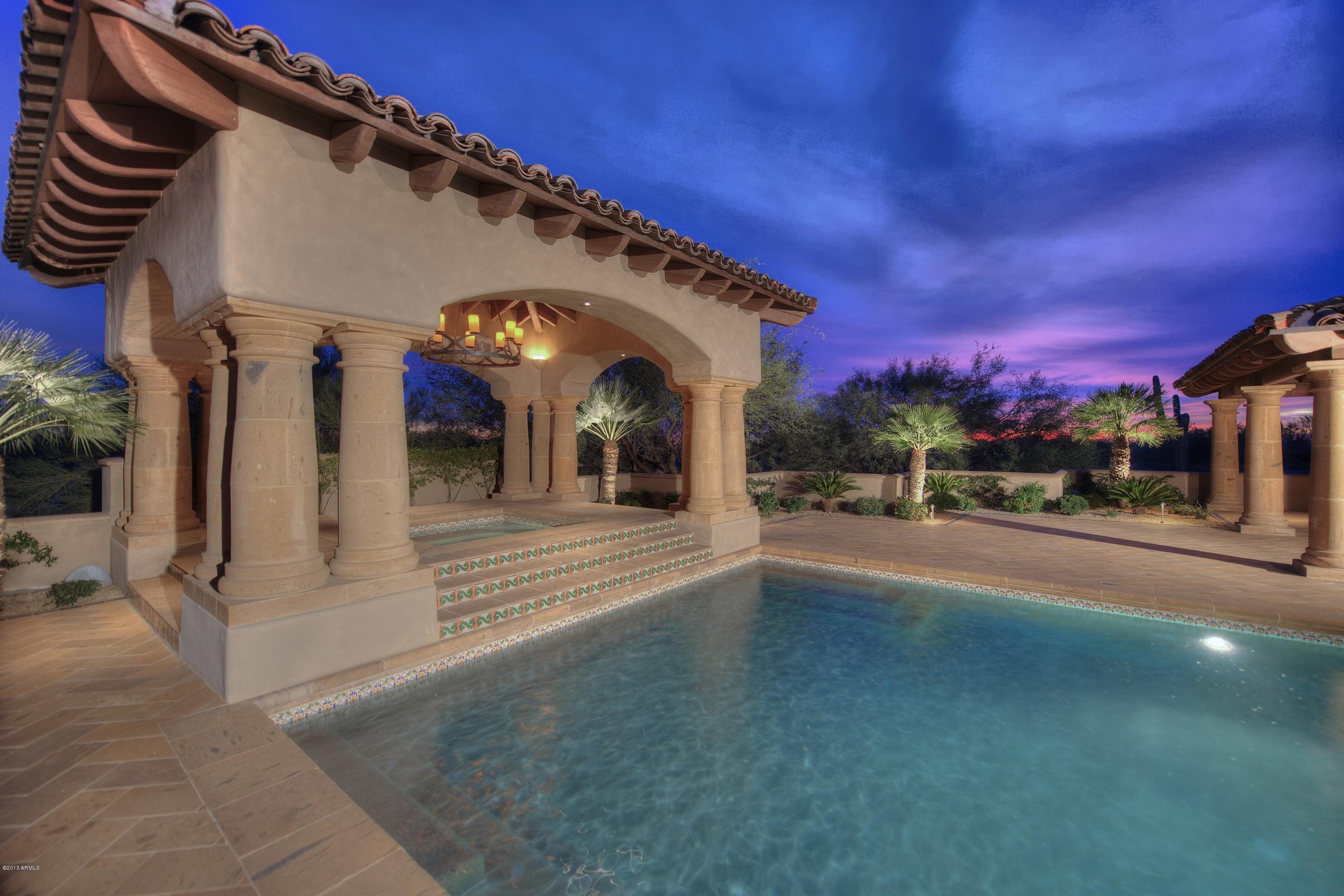 Whisper Rock - Residential