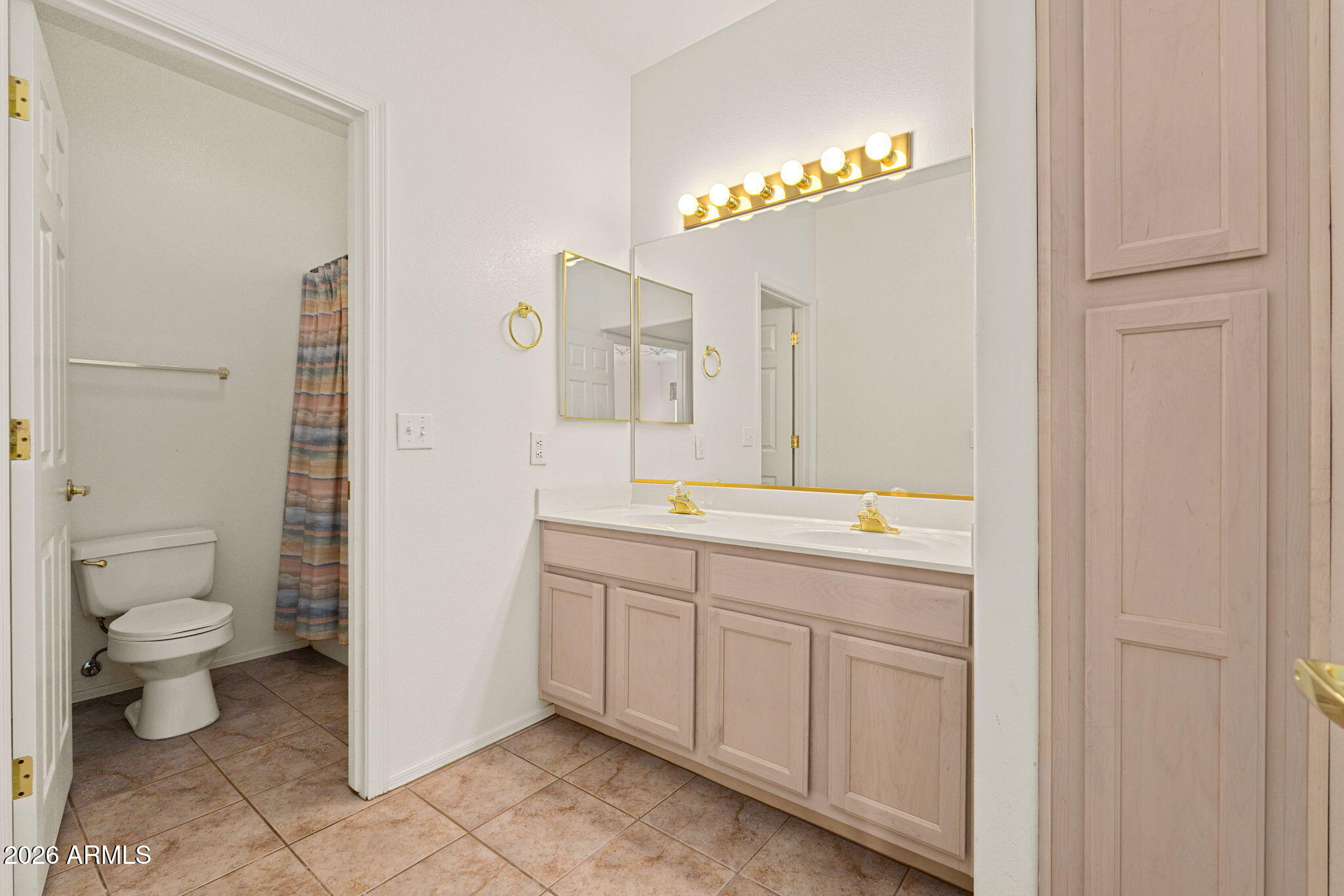 FOUR PEAKS A CONDOMINUM 3 - Residential