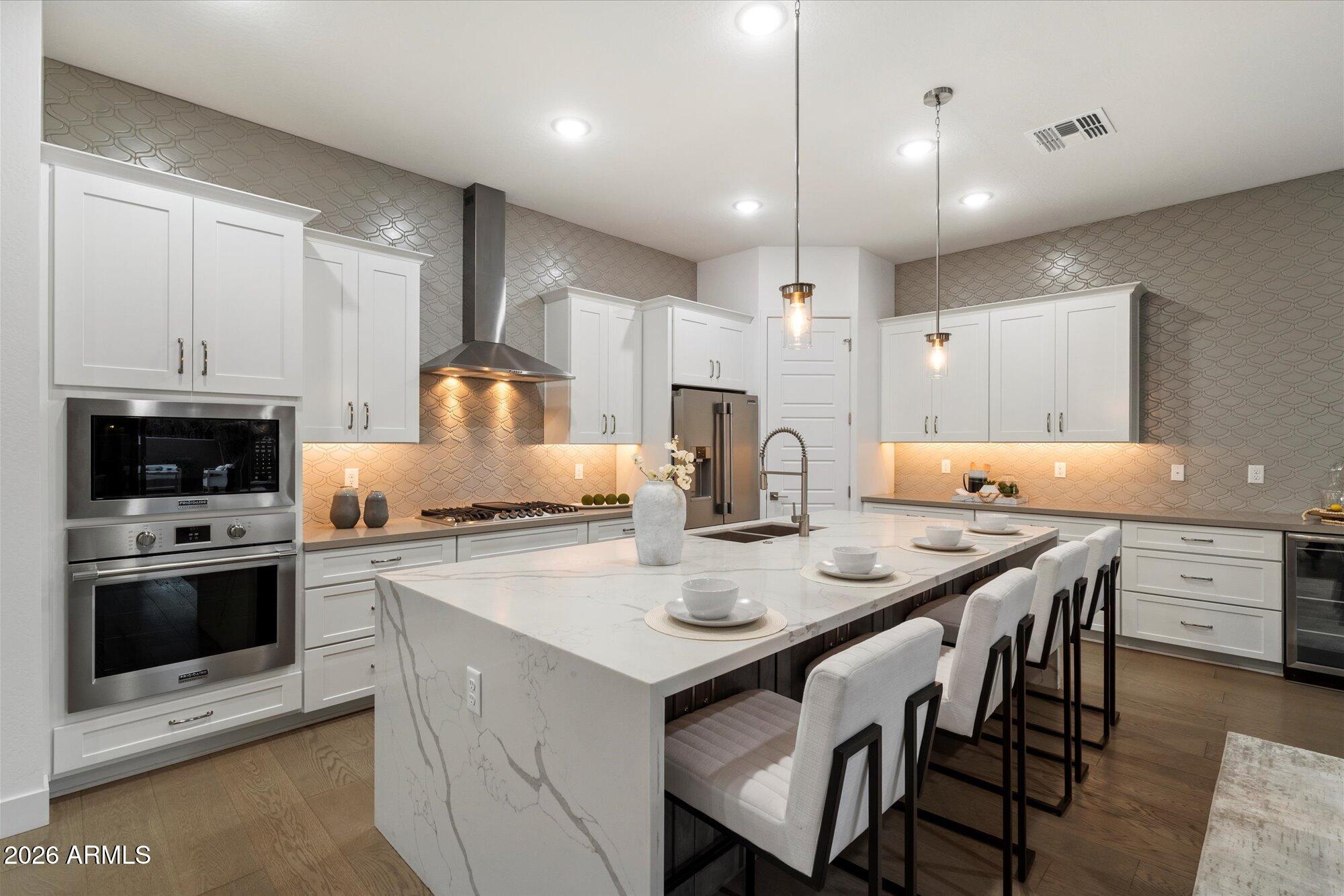 ACOMA ESTATES - Residential