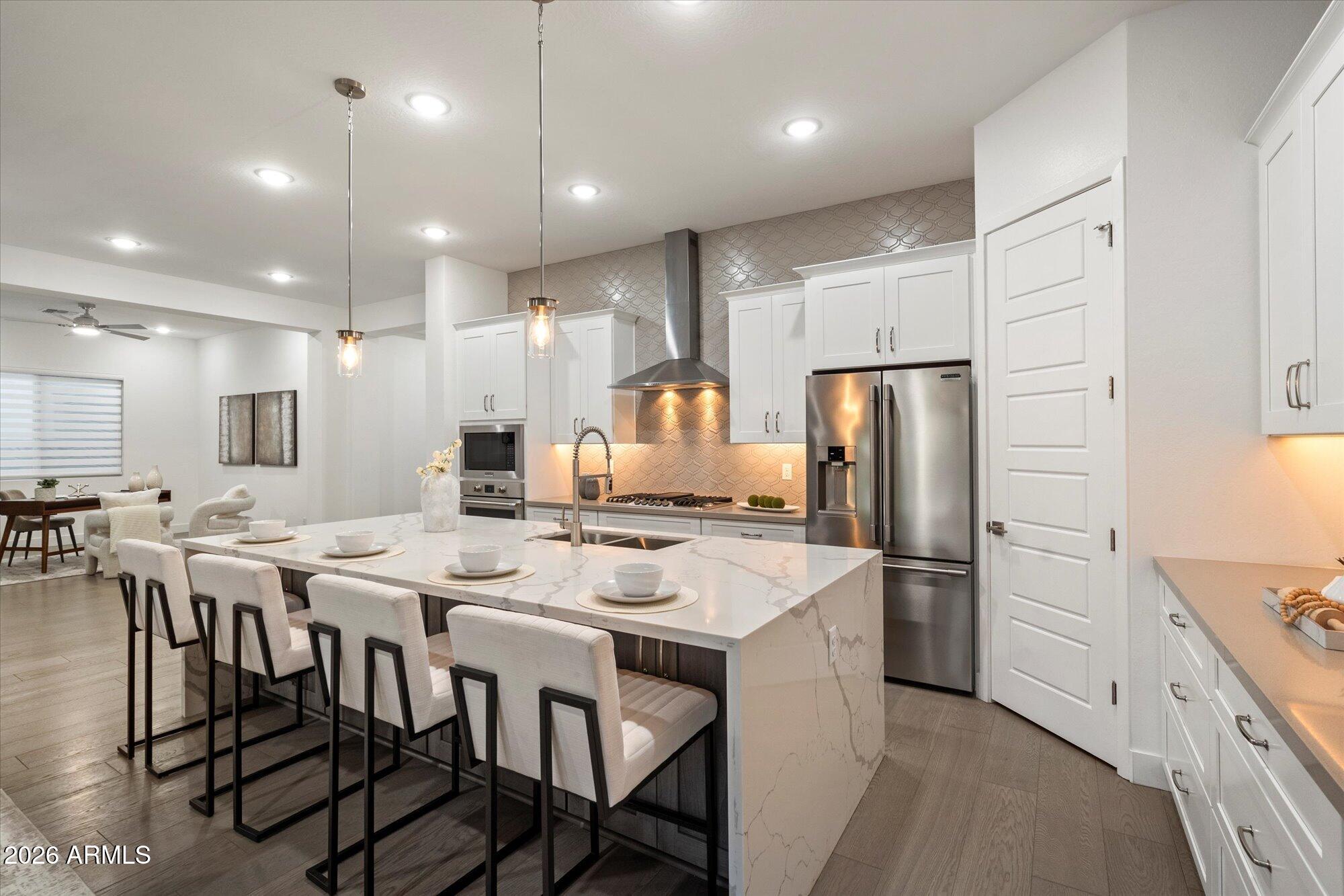 ACOMA ESTATES - Residential