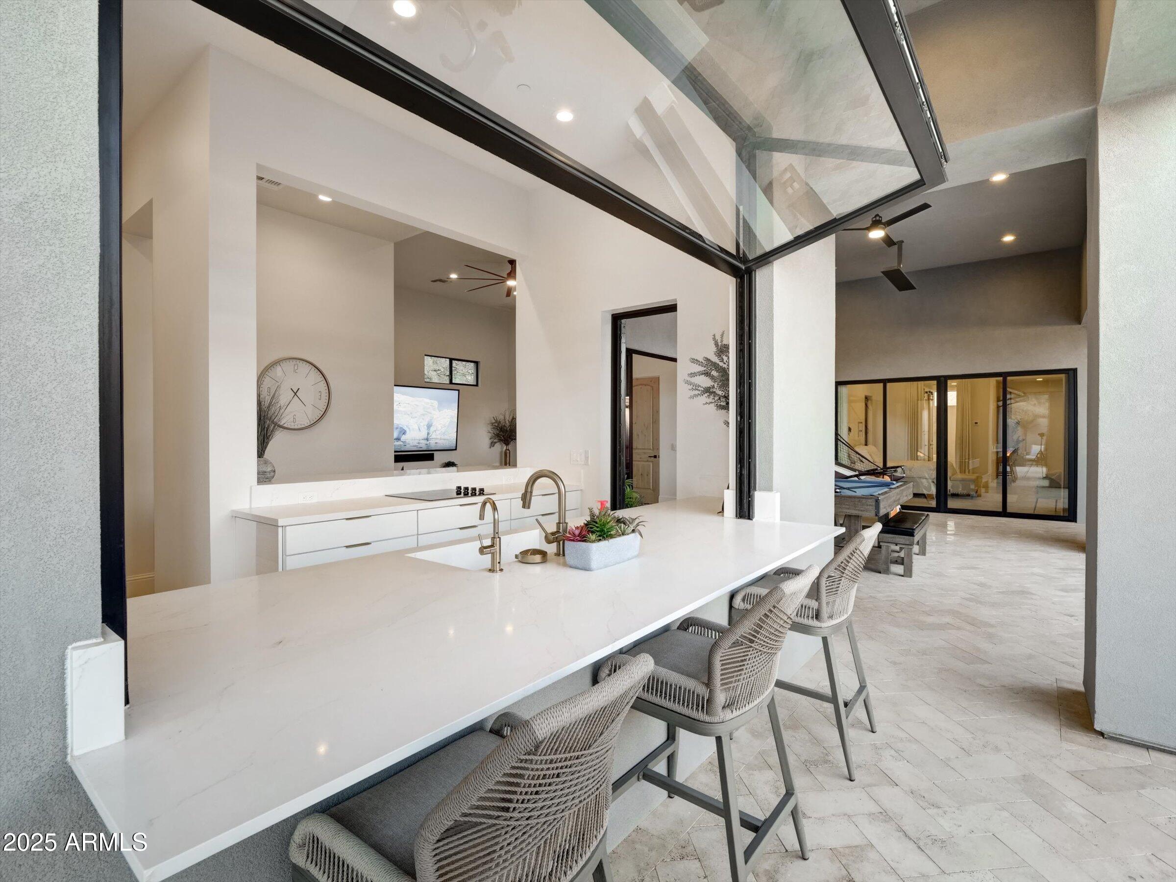 EAGLES NEST - Residential